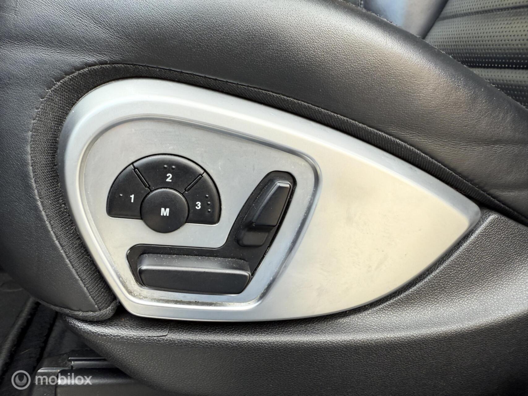Foto van Mercedes-Benz ML 63 AMG