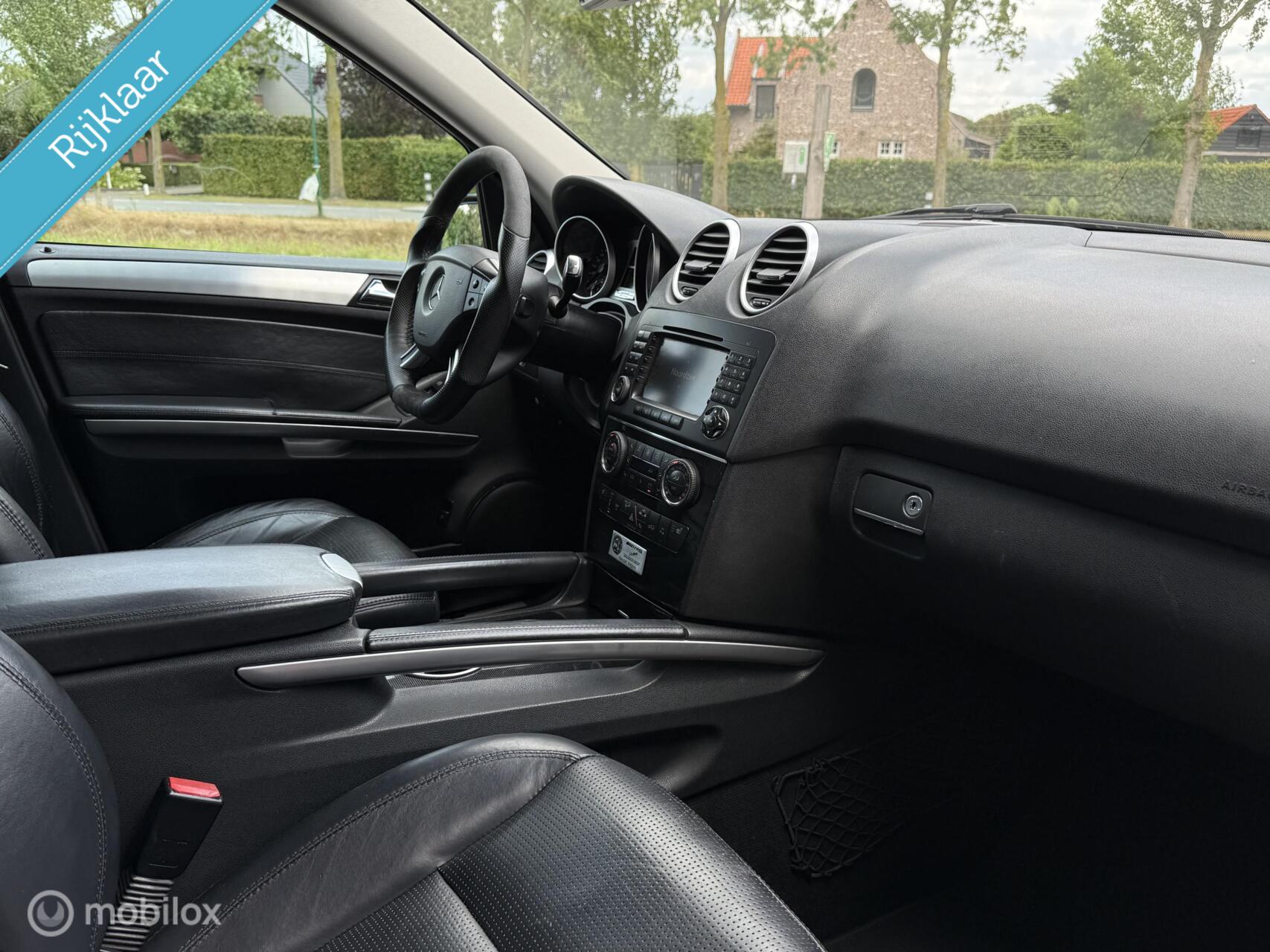 Foto van Mercedes-Benz ML 63 AMG