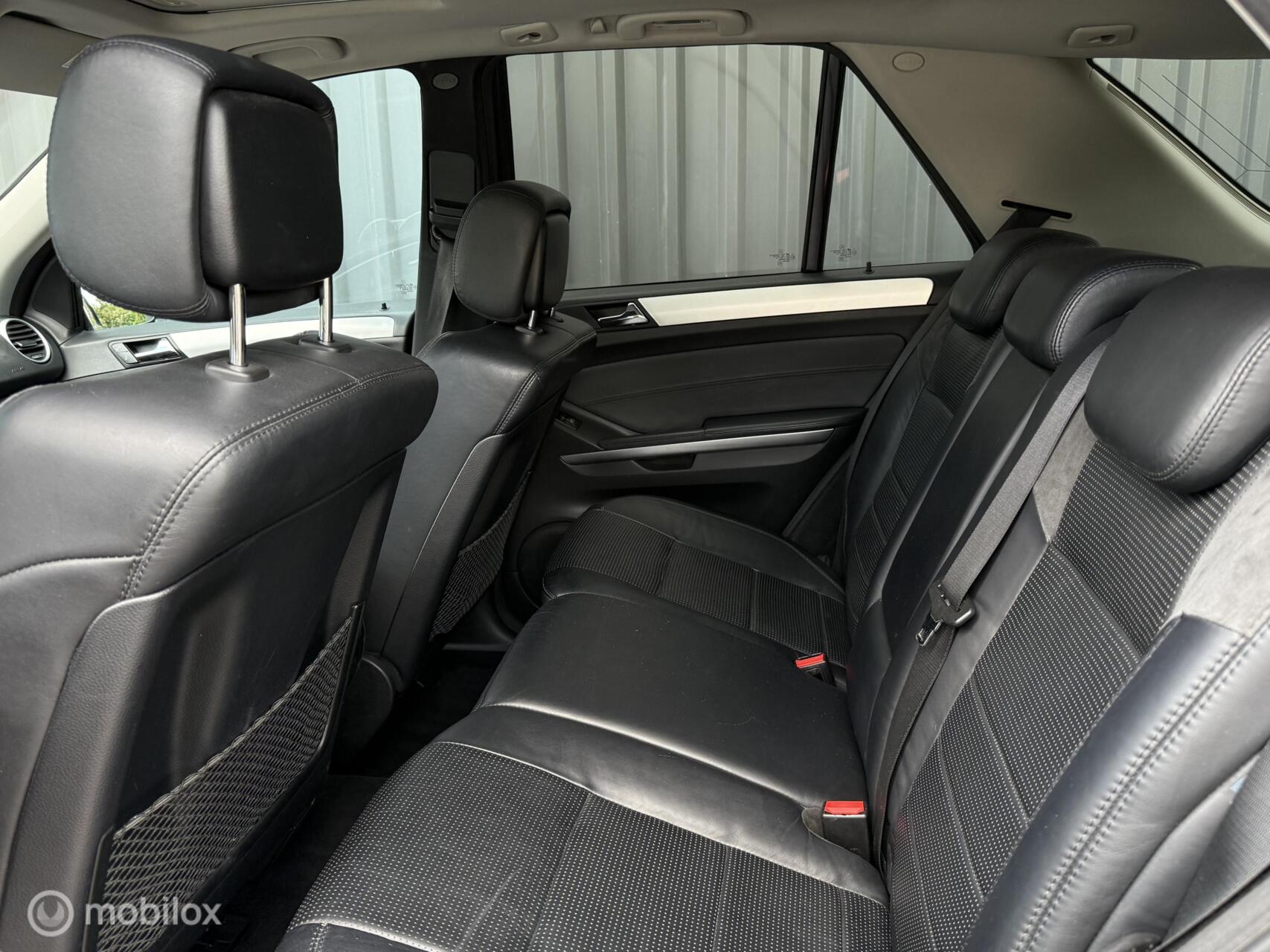 Foto van Mercedes-Benz ML 63 AMG
