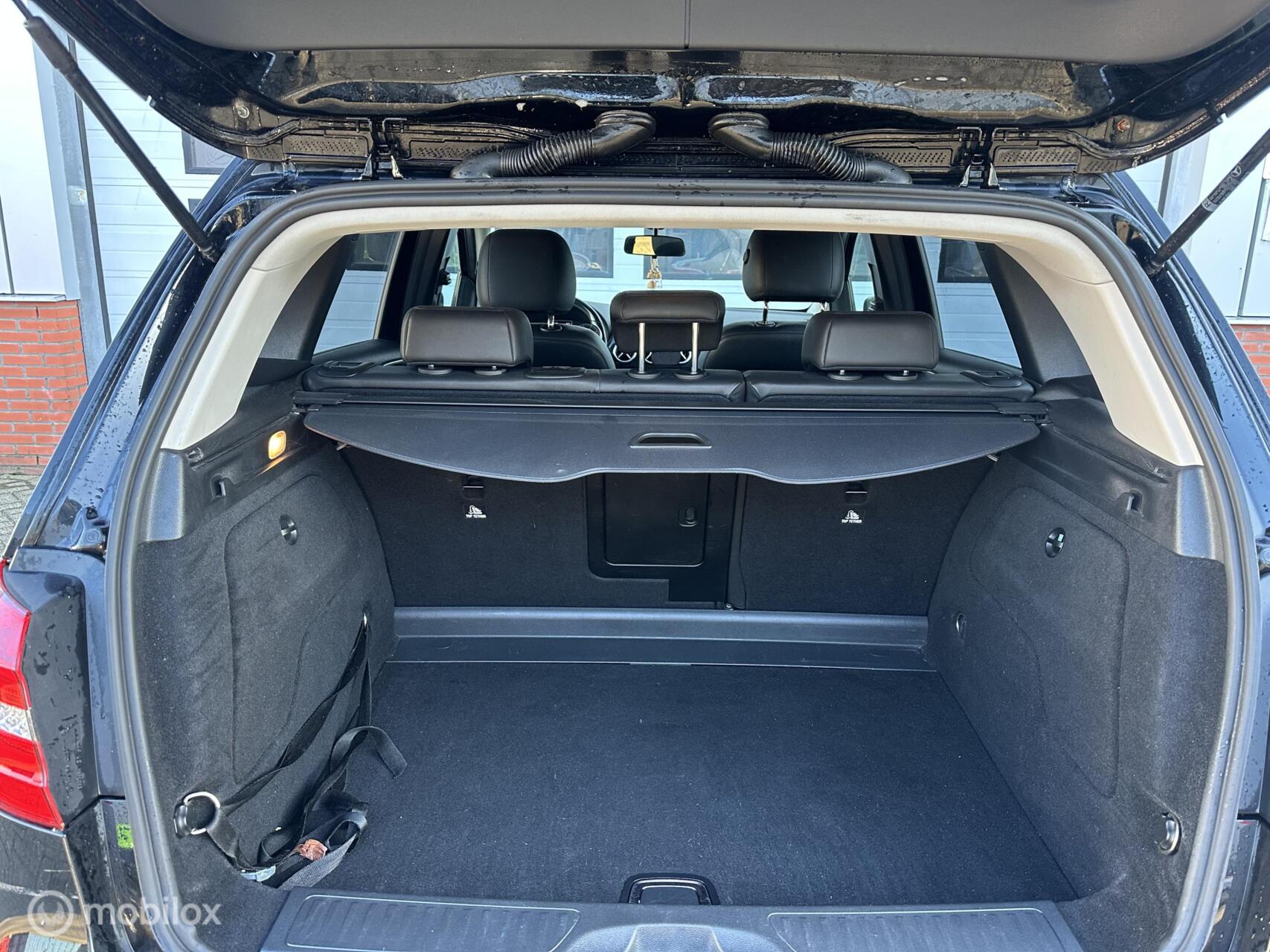 Foto van Mercedes-Benz B 180