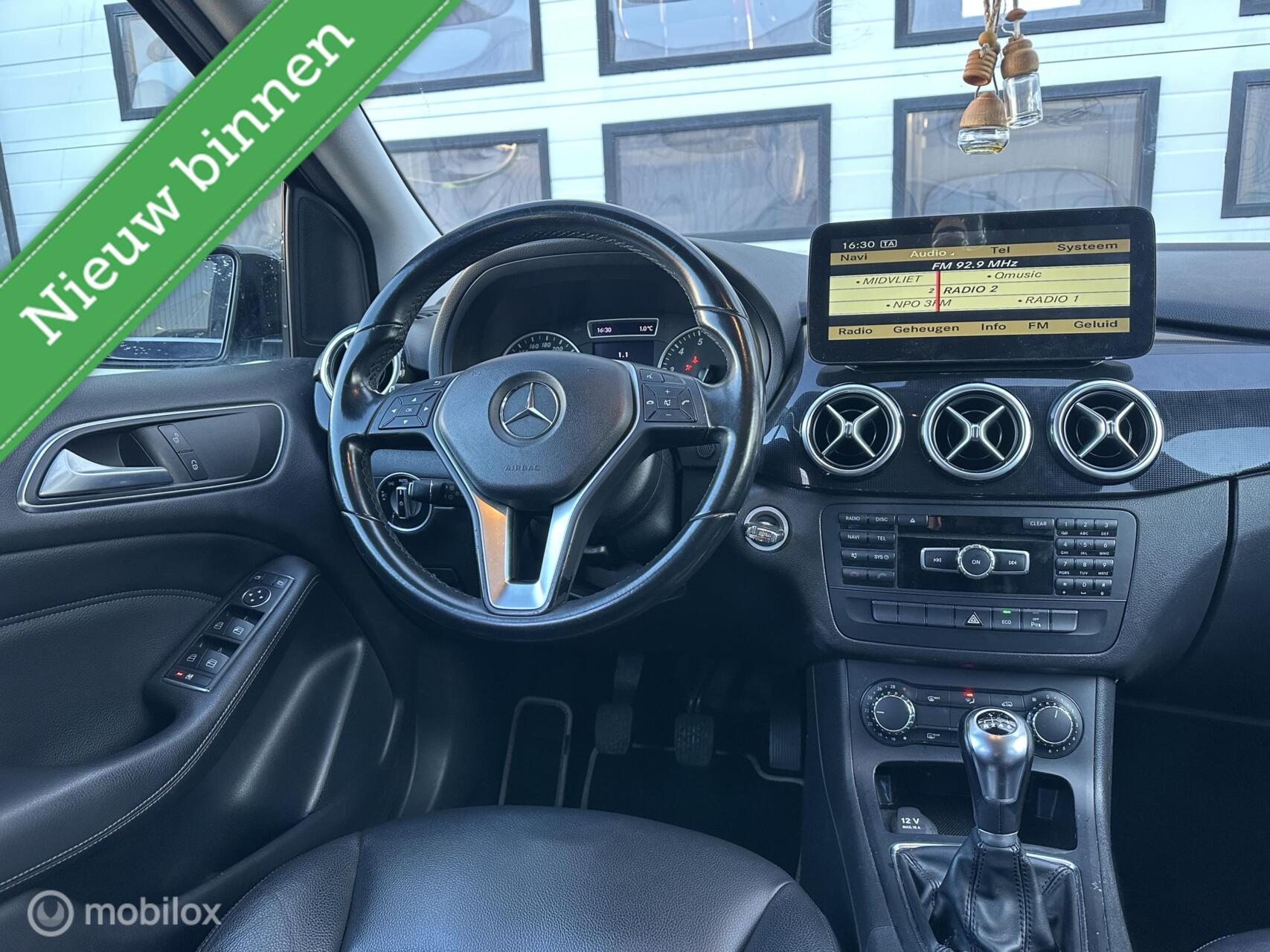 Foto van Mercedes-Benz B 180