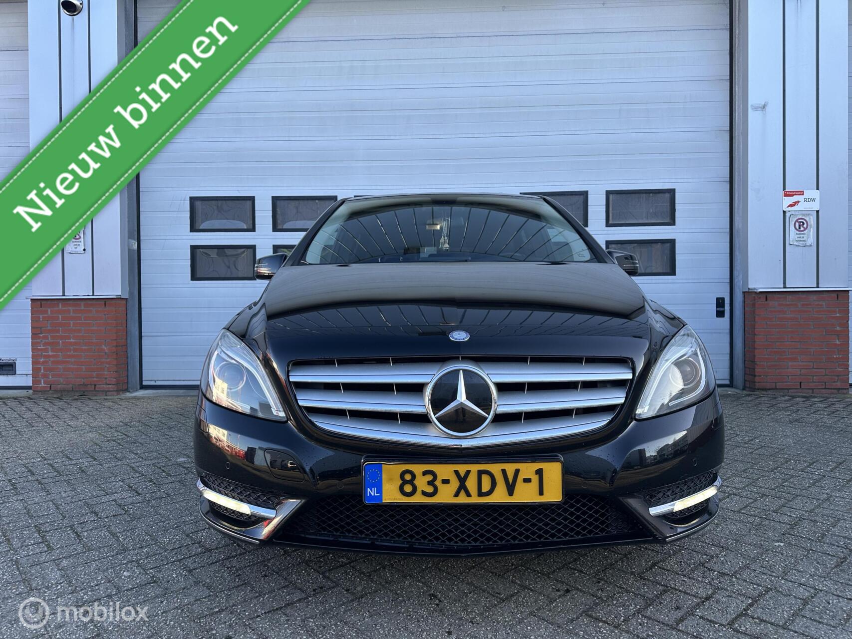 Foto van Mercedes-Benz B 180