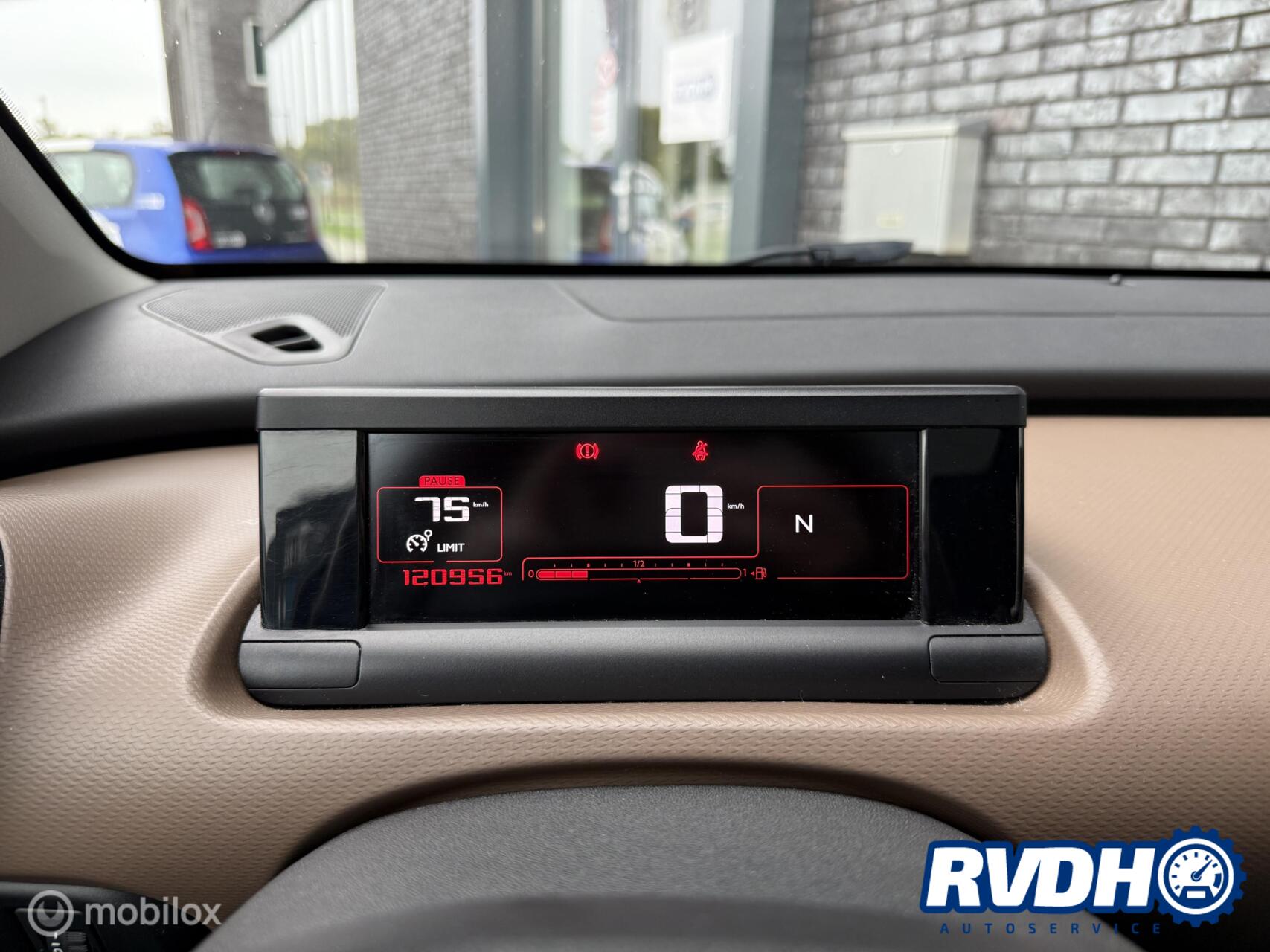 Foto van Citroen C4 Cactus