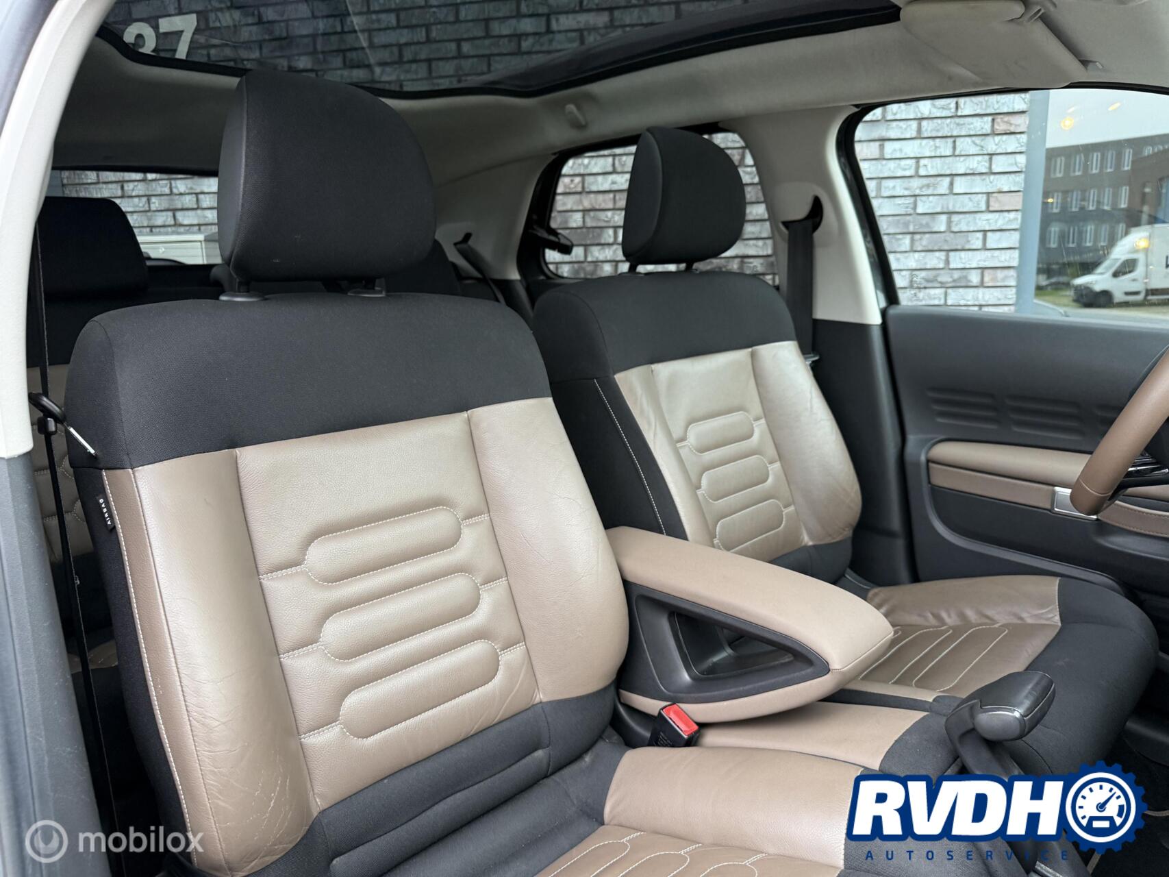 Foto van Citroen C4 Cactus