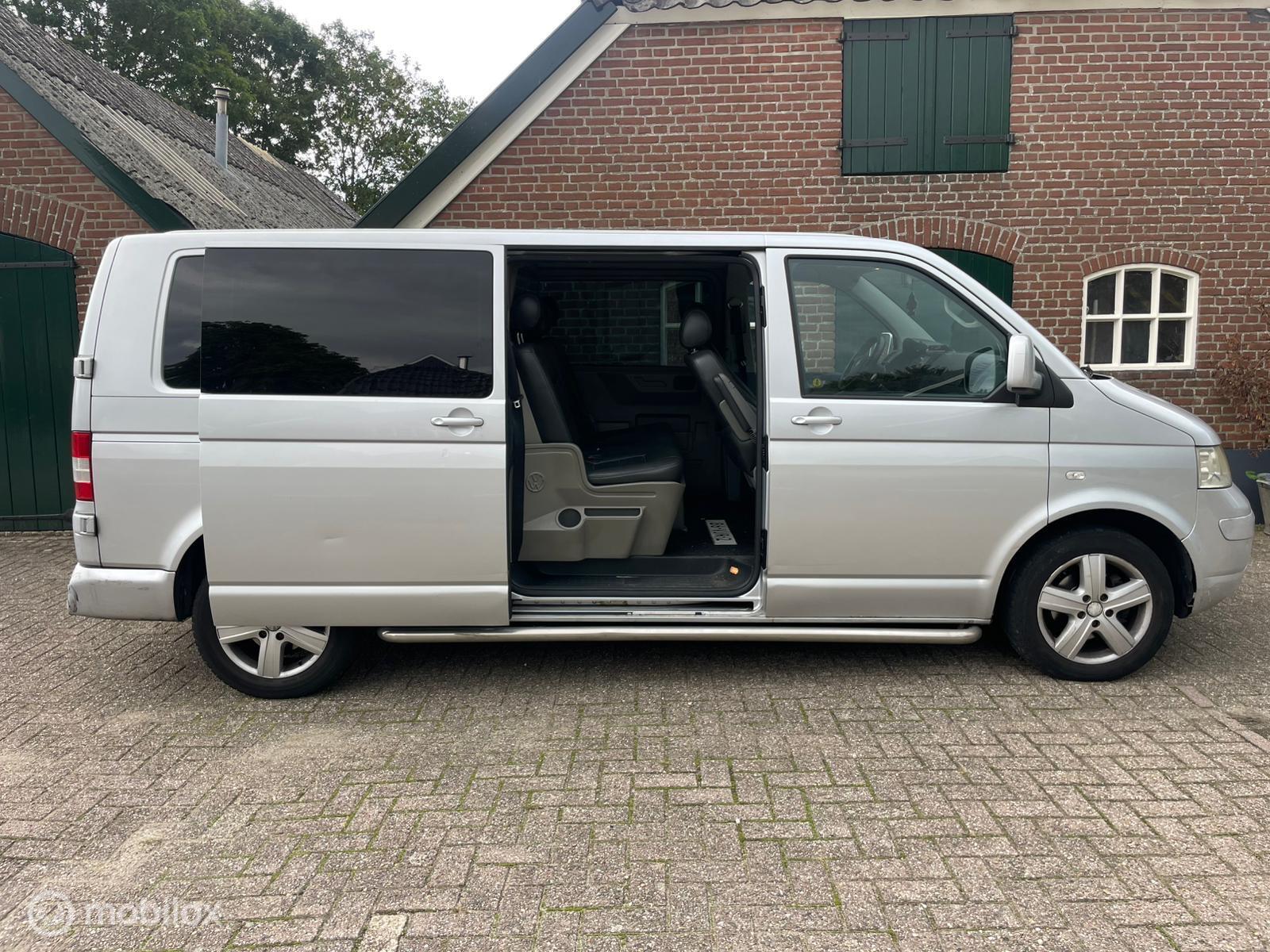 Foto van Volkswagen Transporter Tdi 128 KW DC Aut