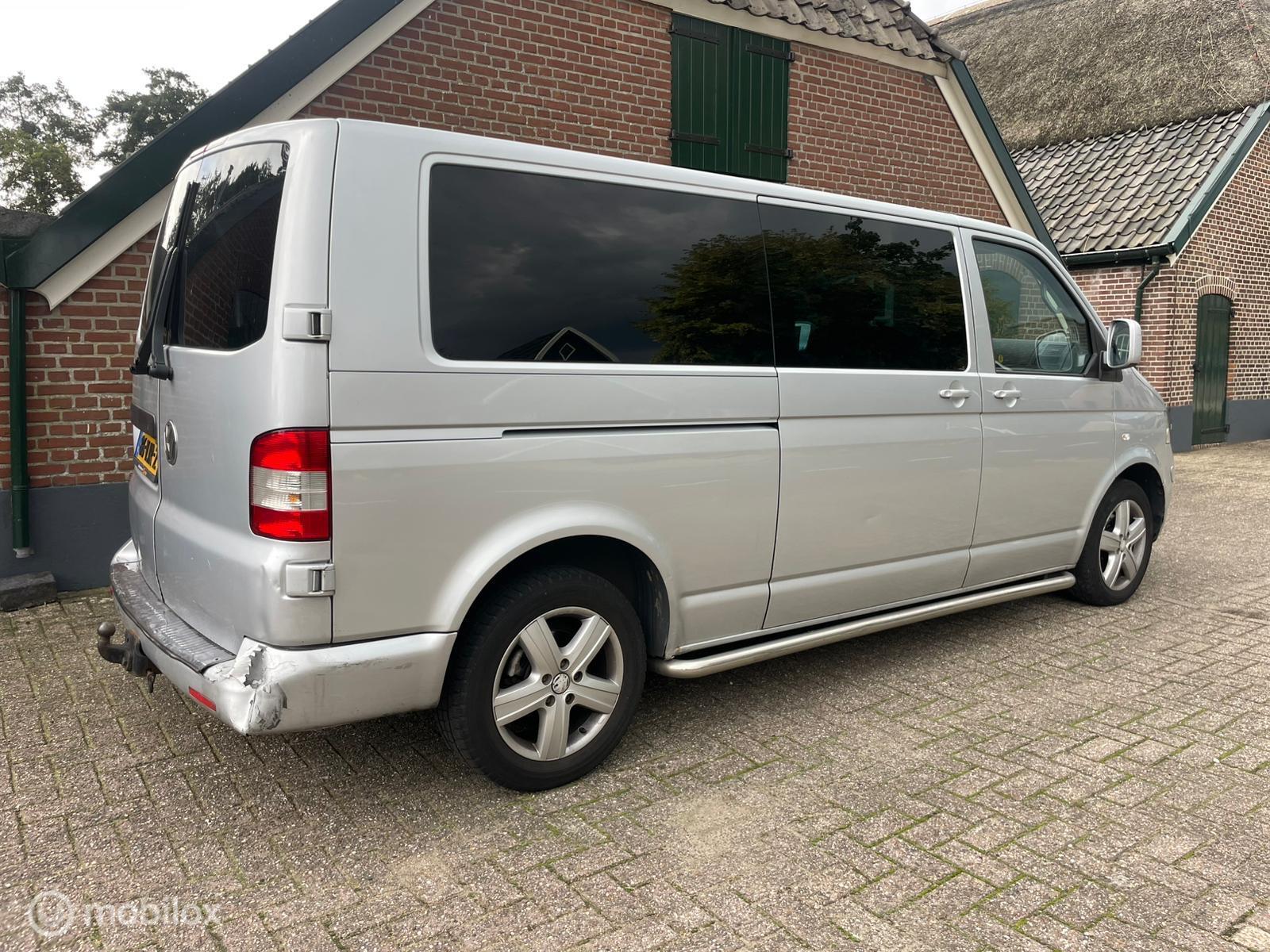 Foto van Volkswagen Transporter Tdi 128 KW DC Aut