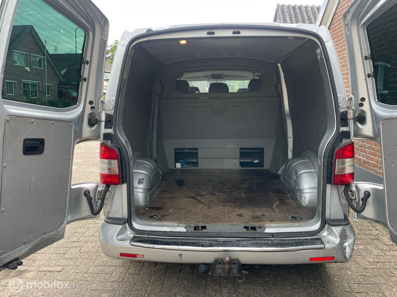 Foto van Volkswagen Transporter Tdi 128 KW DC Aut