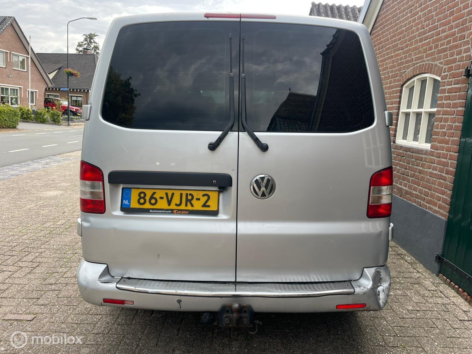 Foto van Volkswagen Transporter Tdi 128 KW DC Aut