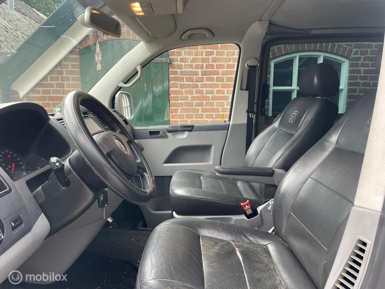 Foto van Volkswagen Transporter Tdi 128 KW DC Aut