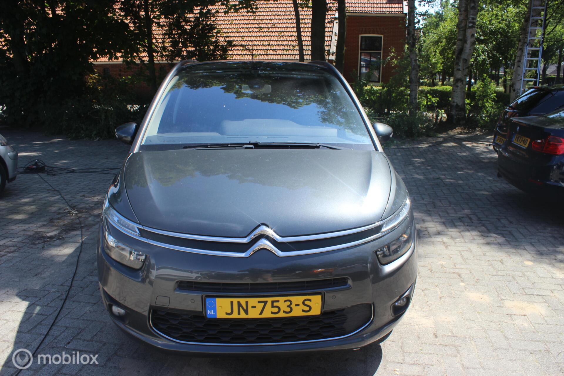 Citroen C4 Picasso 1.2 PureTech Business, 7-persoons 2016 - voorkant
