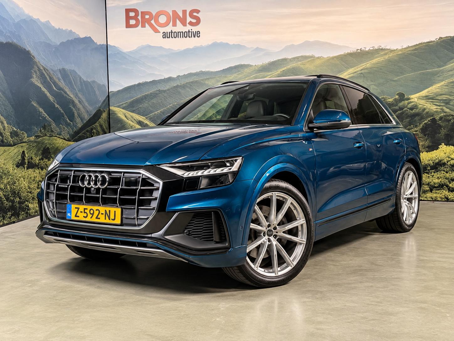 Audi Q8 55 TFSI E 55 TFSI e quattro Pro Line 2021 - voorkant