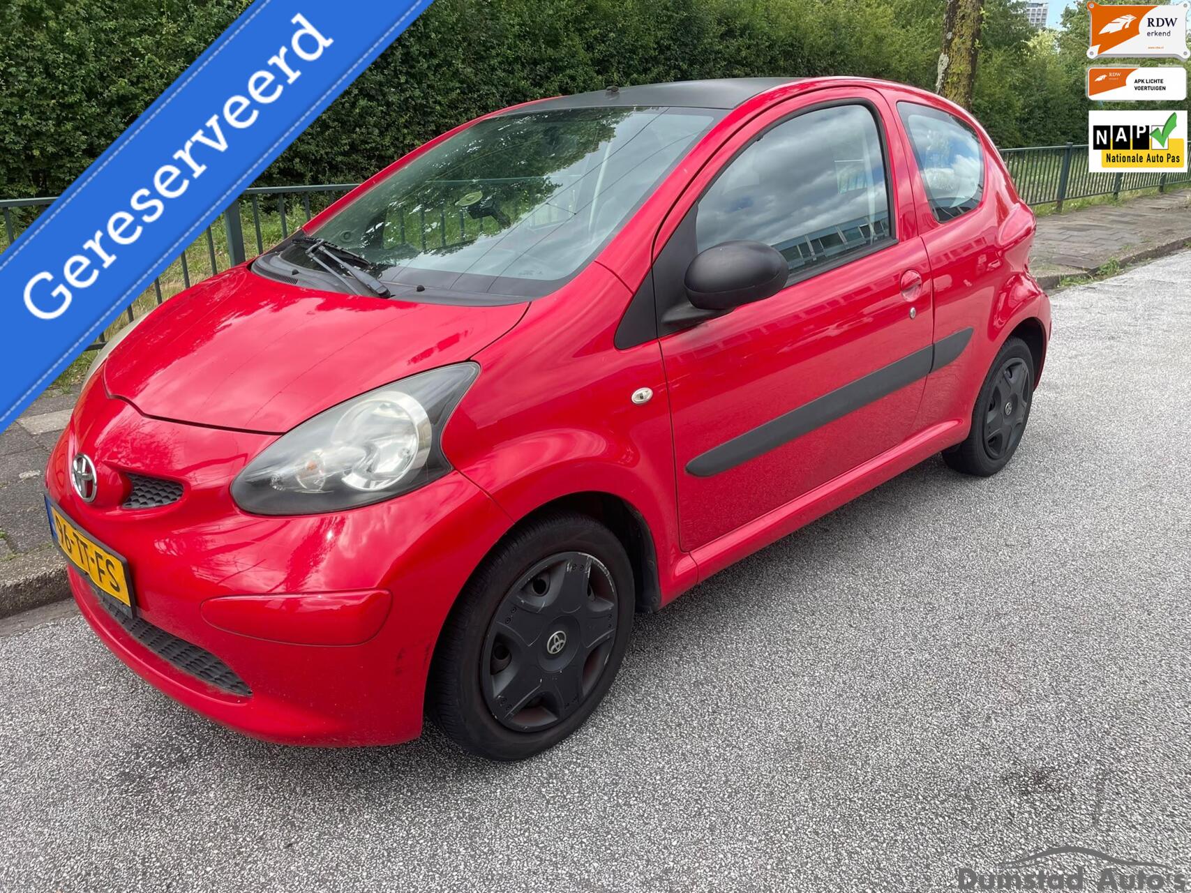 Toyota Toyota Aygo 1.0-12V + Stuurbekr Nap Elektr ramen CV Apk 2027 2007 - voorkant