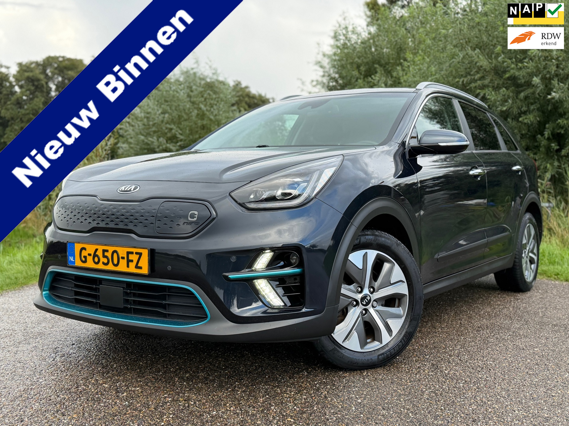 Kia Niro ExecutiveLine 64 kWh / NL Auto / Full Option / Stoelverwarming en koeling / Camera / ACC / Leder / JBL Audio 2019 - voorkant