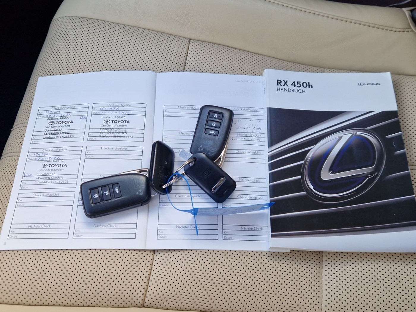 Foto van Lexus Lexus Rx450h
