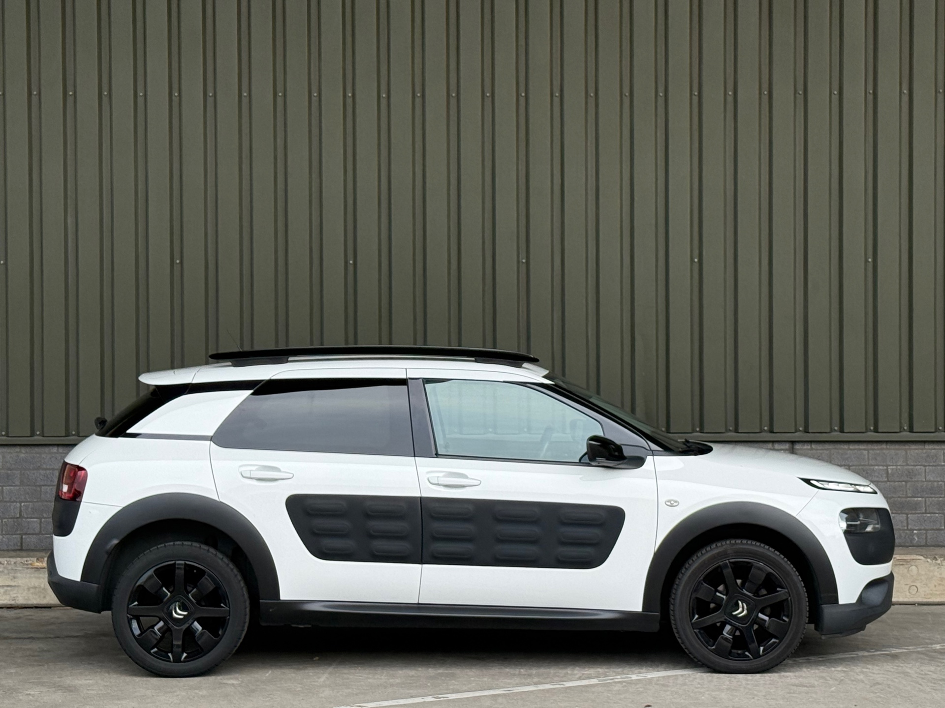 Foto van Citroen C4 Cactus