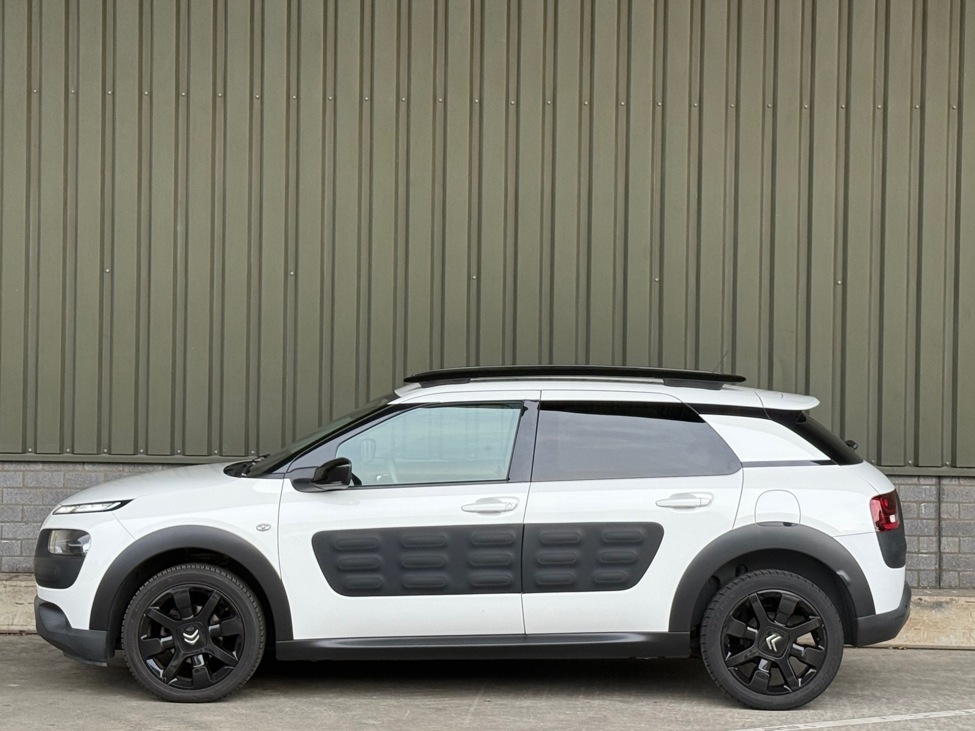 Foto van Citroen C4 Cactus