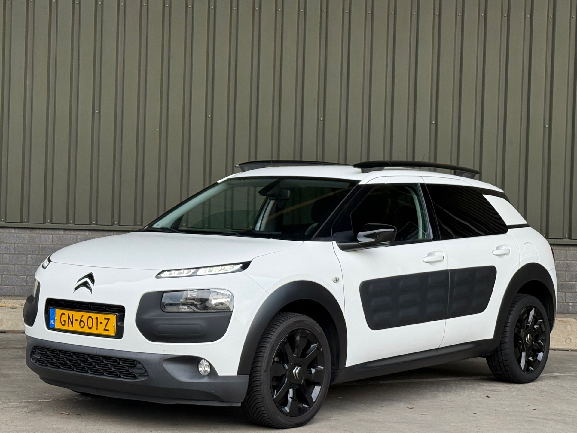 Foto van Citroen C4 Cactus