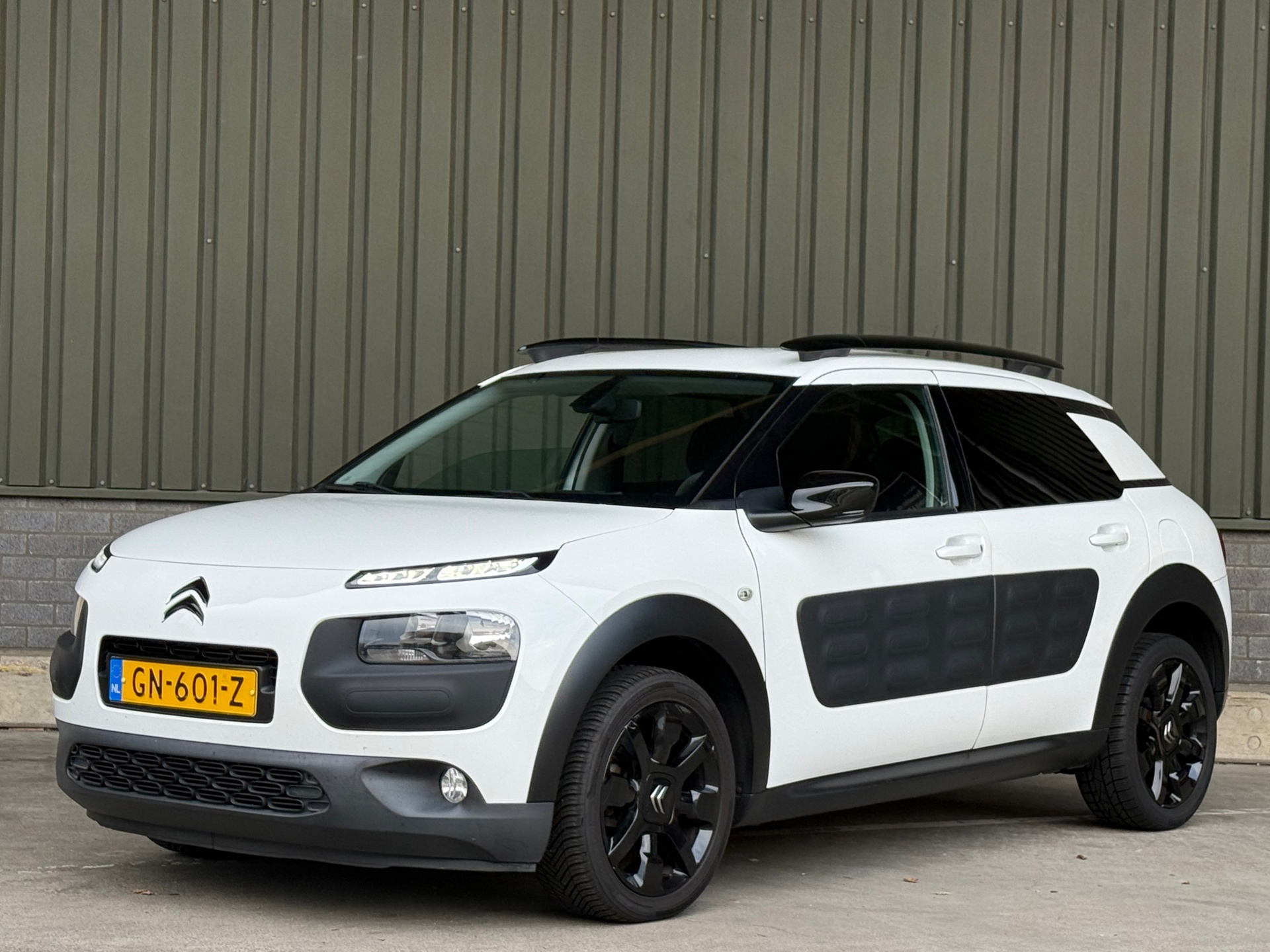 Foto van Citroen C4 Cactus