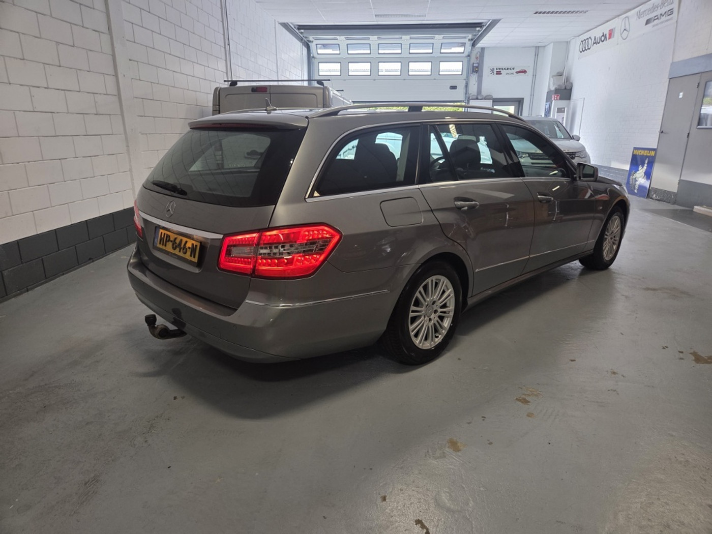 Foto van Mercedes-Benz E 250 Cgi