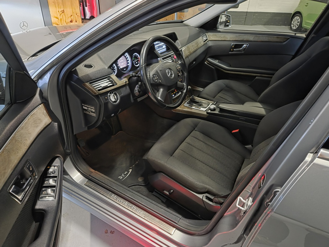 Foto van Mercedes-Benz E 250 Cgi