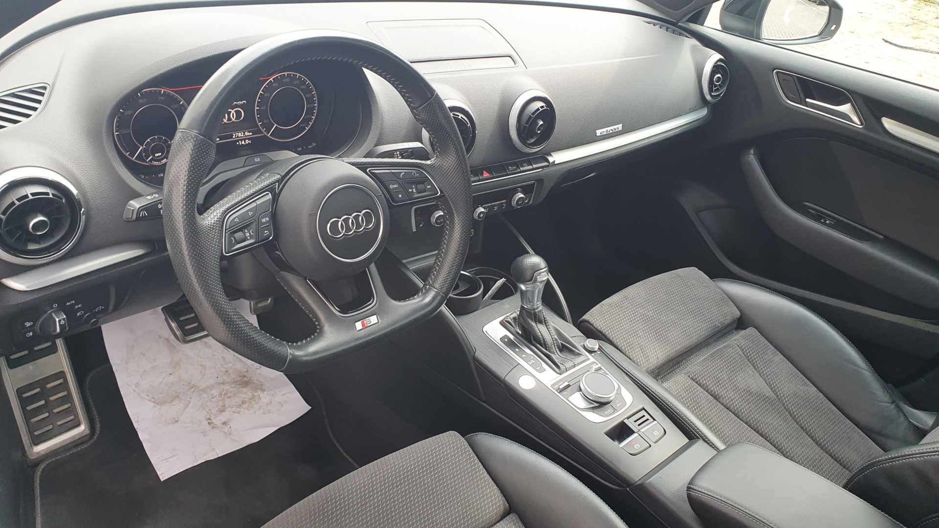 Foto van Audi A3 Sportback E-tron
