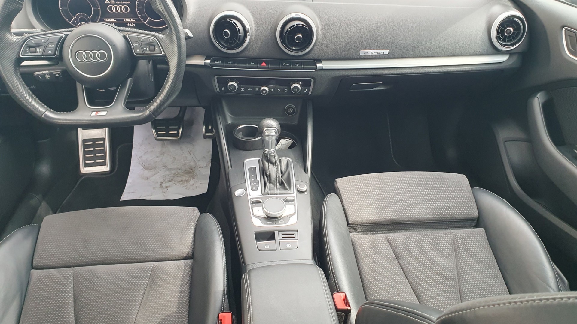 Foto van Audi A3 Sportback E-tron