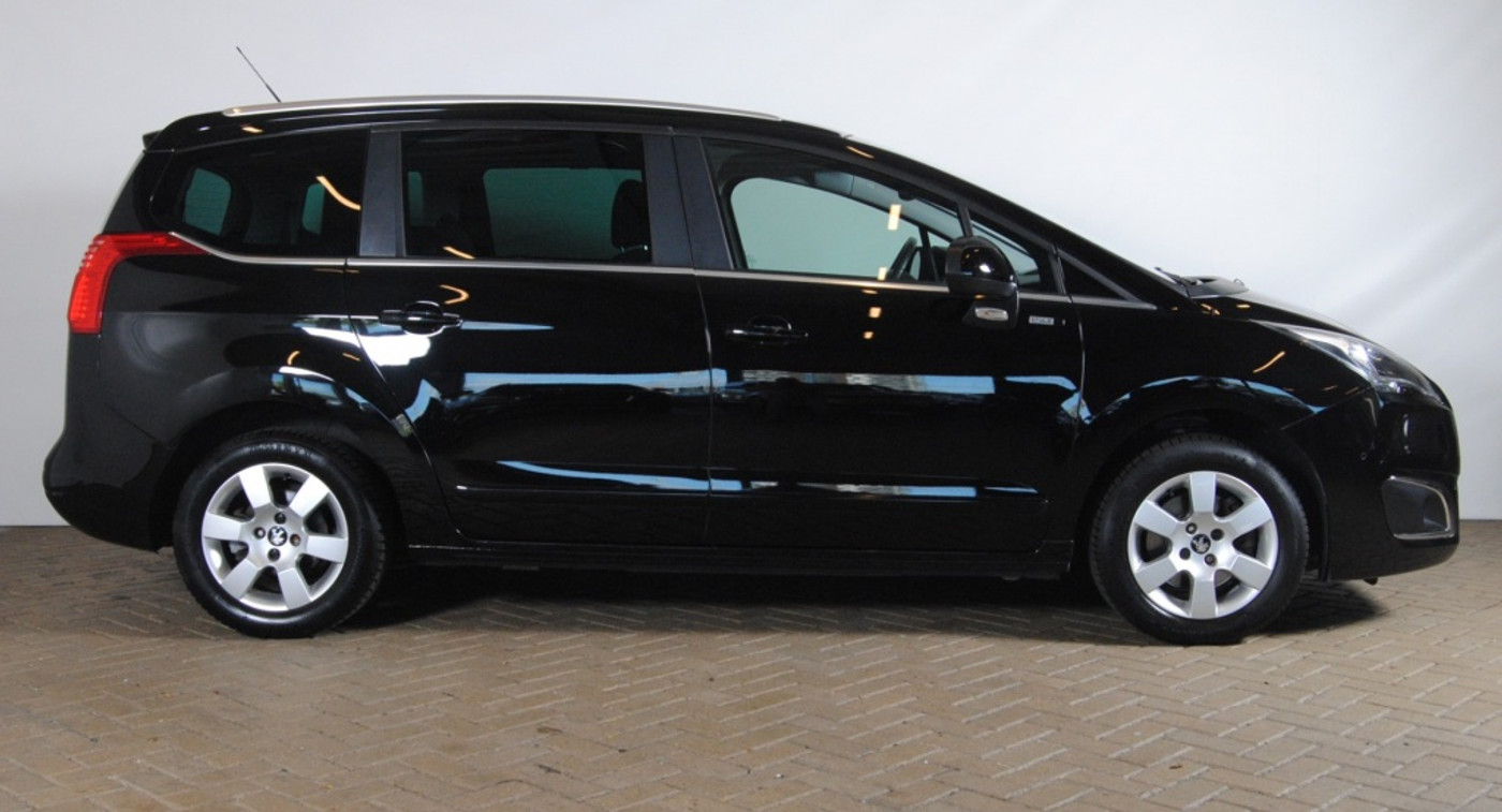 Foto van Peugeot 5008