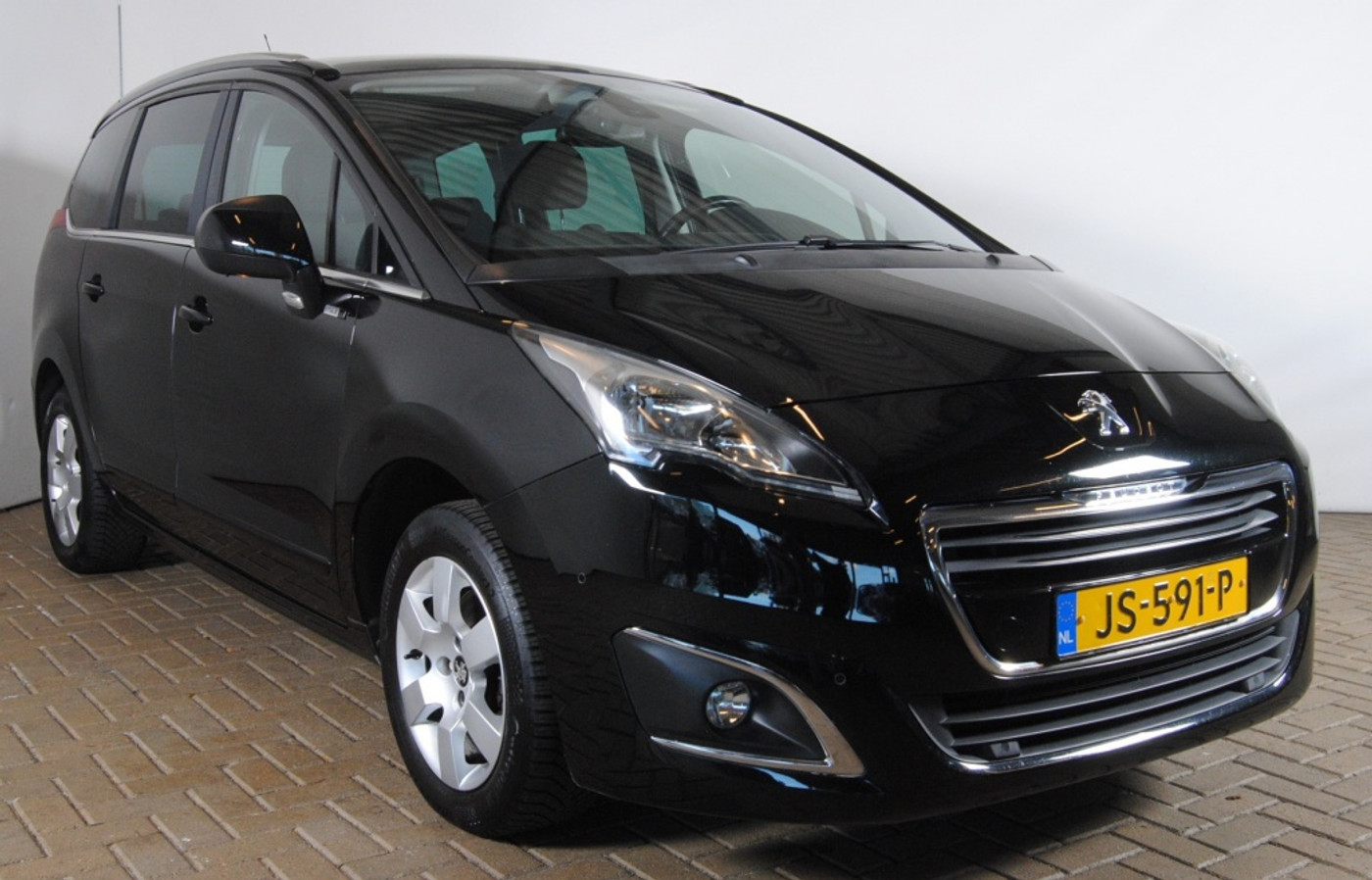 Foto van Peugeot 5008