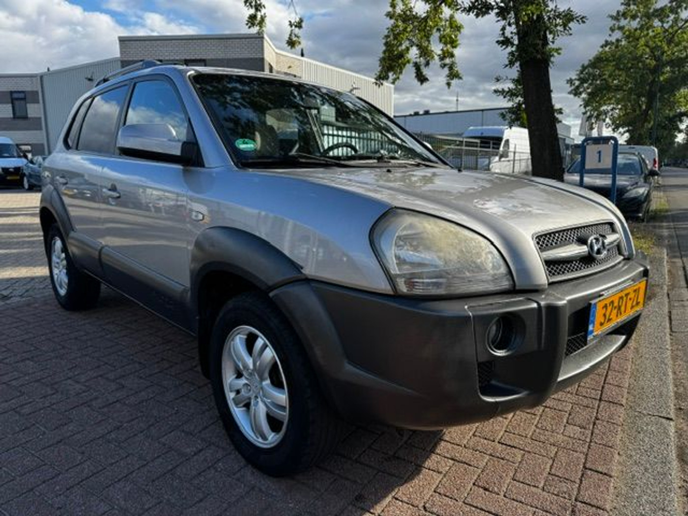 Hyundai Tucson 2.0i Dynamic 2005 - voorkant