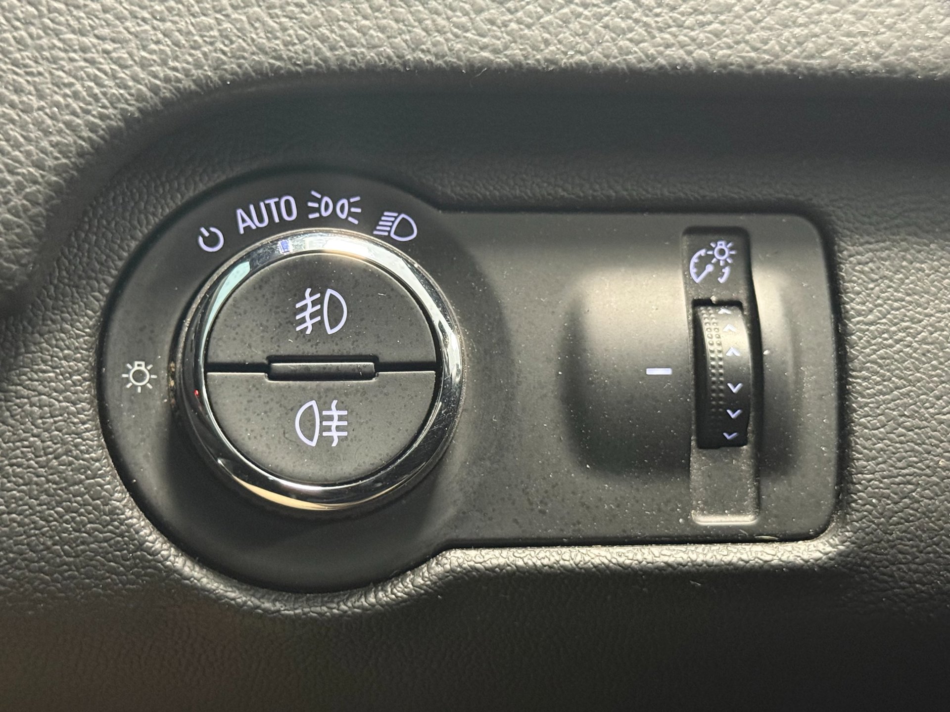 Foto van Opel Insignia Limousine NB