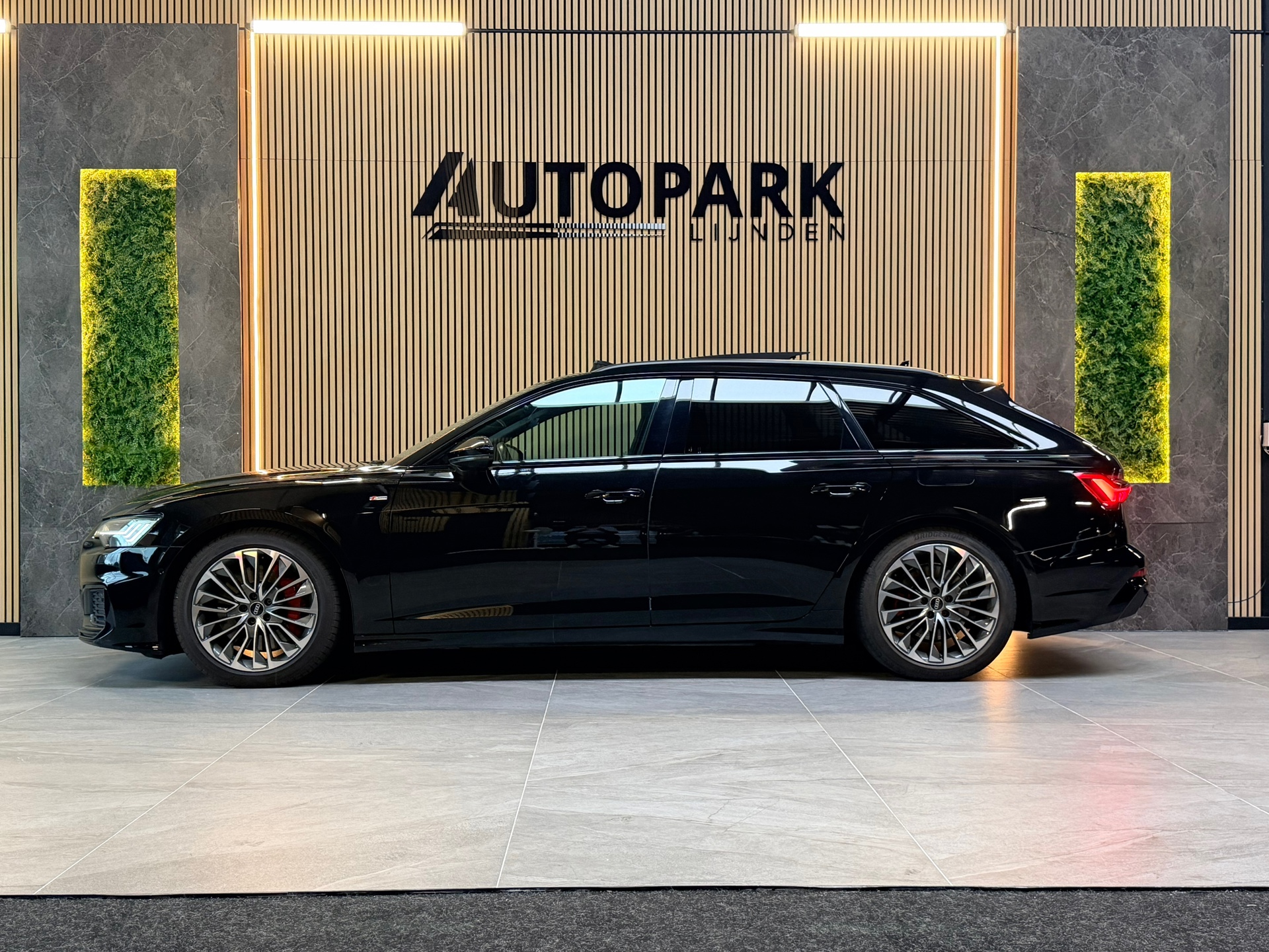 Foto van Audi A6 Avant 55 TFSI E