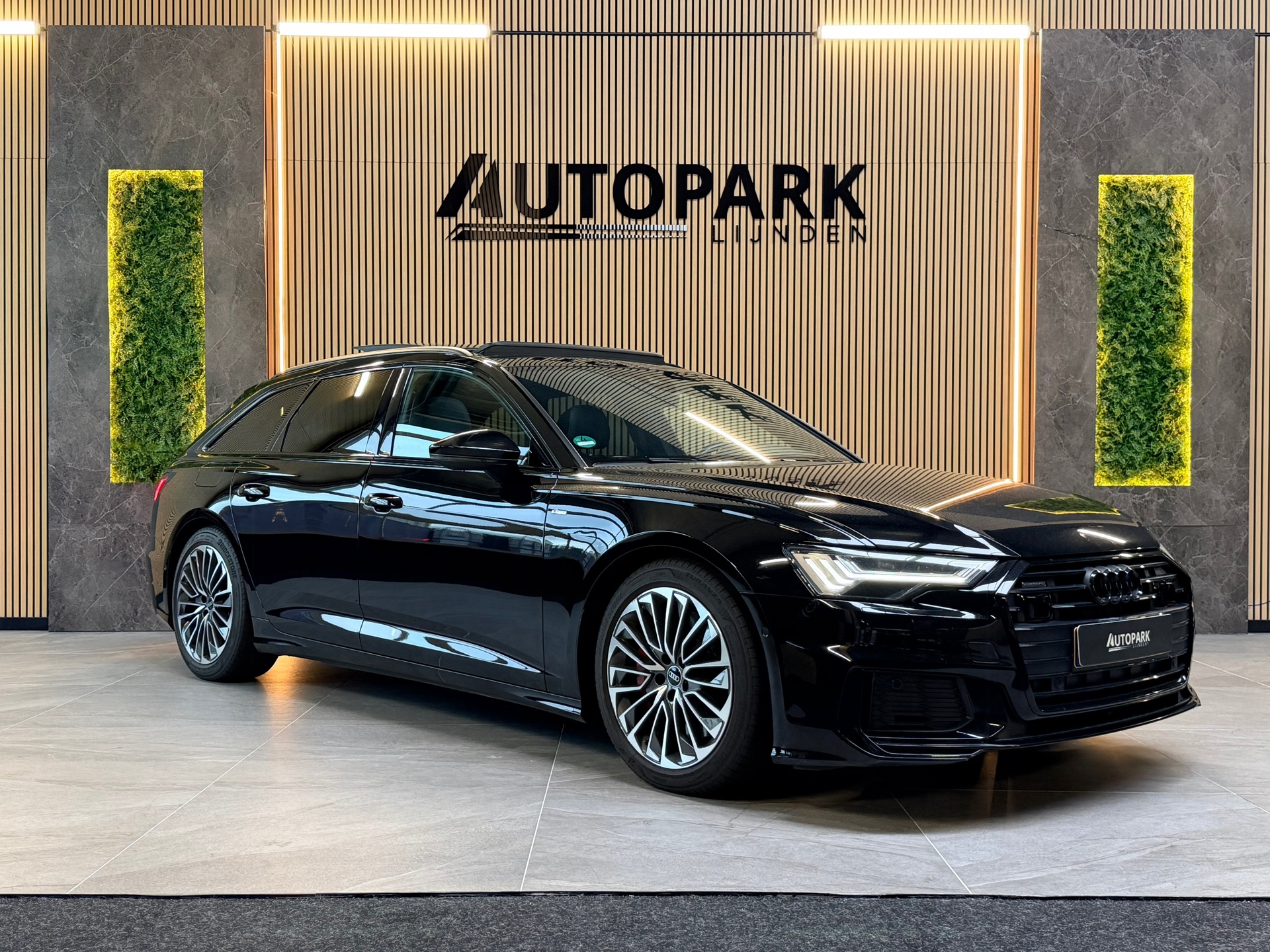 Foto van Audi A6 Avant 55 TFSI E