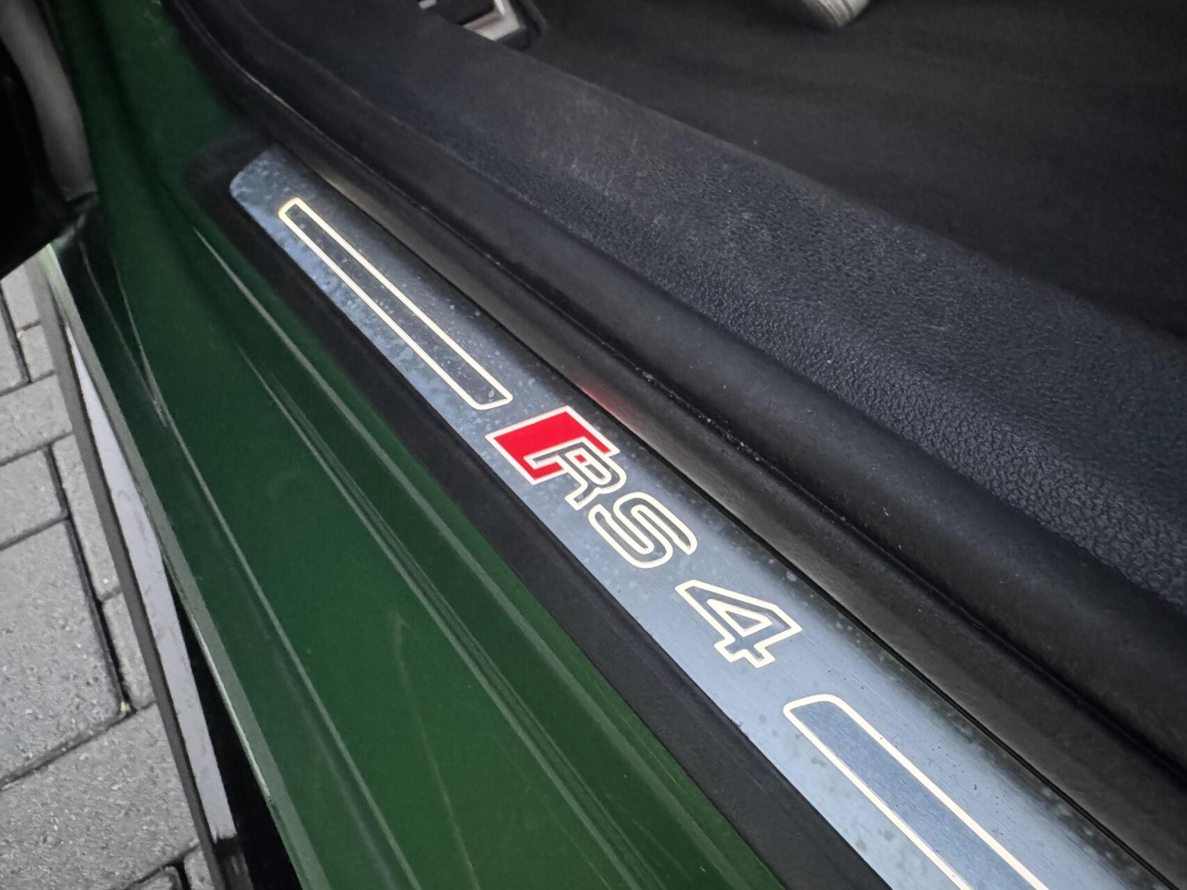 Foto van Audi RS 4 Avant