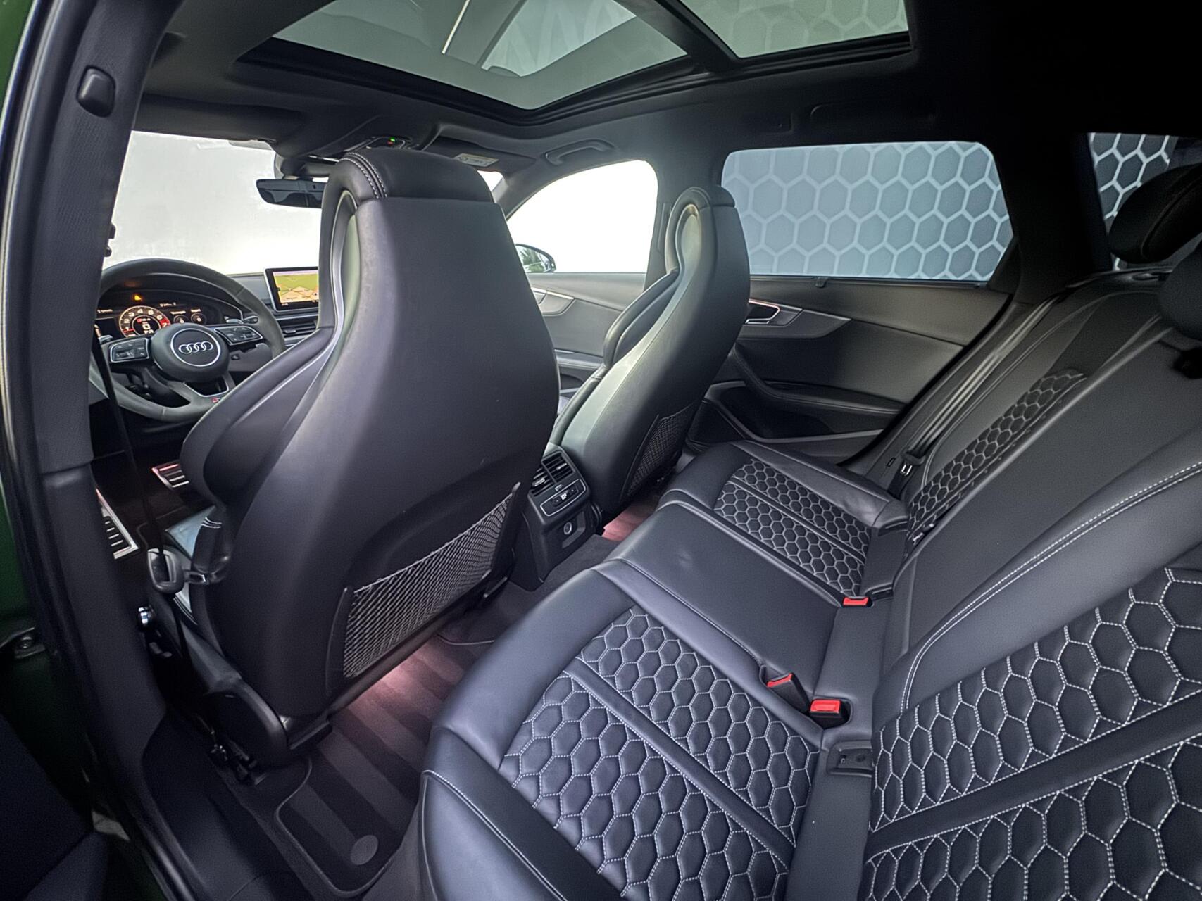 Foto van Audi RS 4 Avant