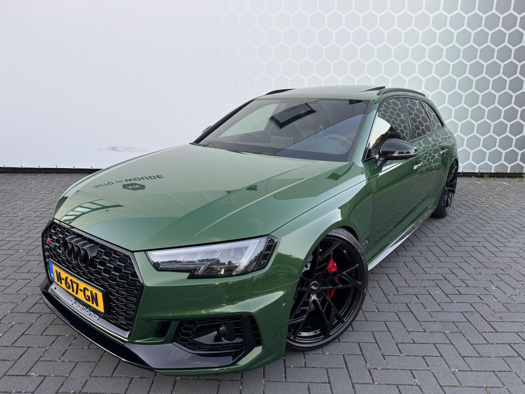 Foto van Audi RS 4 Avant