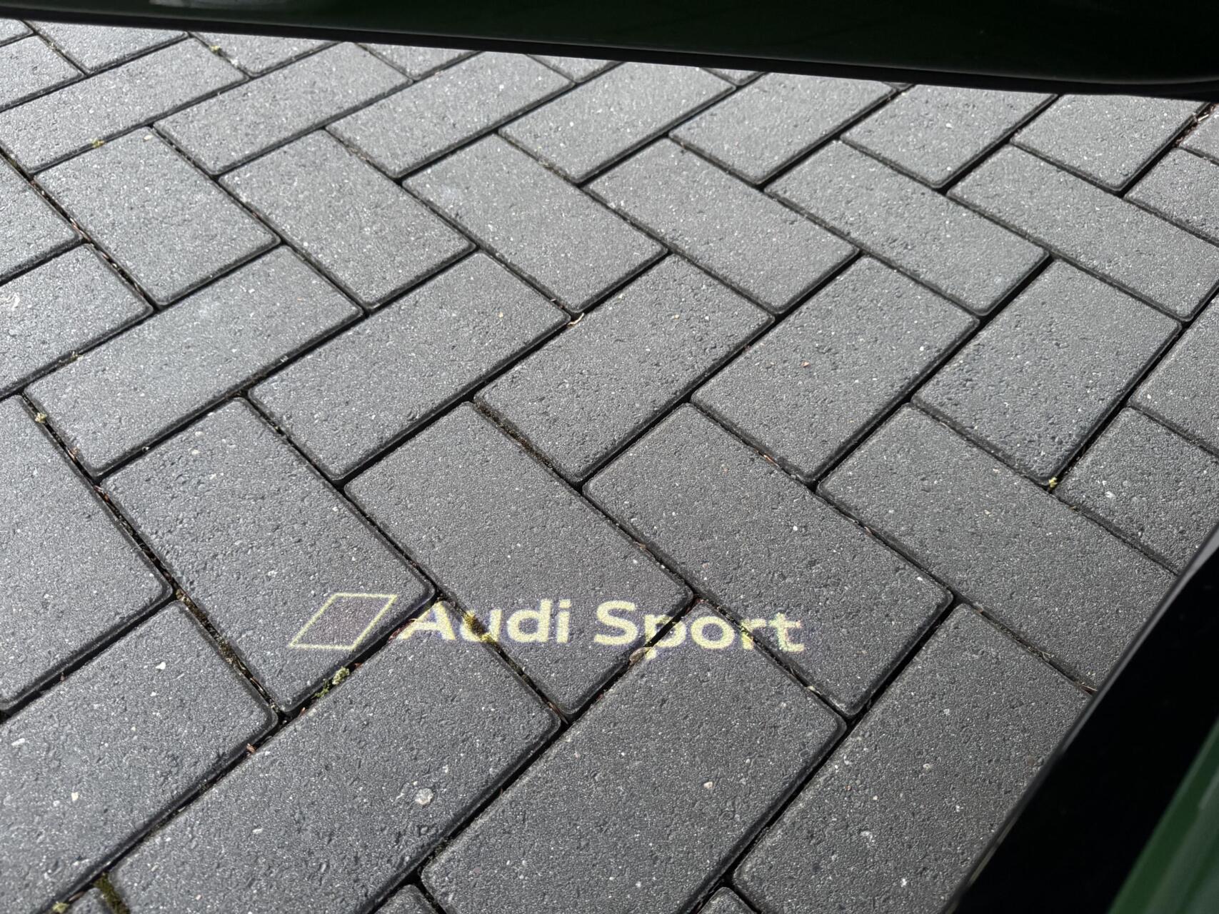 Foto van Audi RS 4 Avant