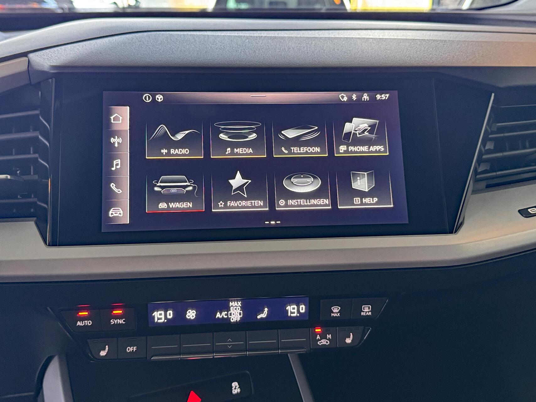 Foto van Audi Q4 40 E-tron