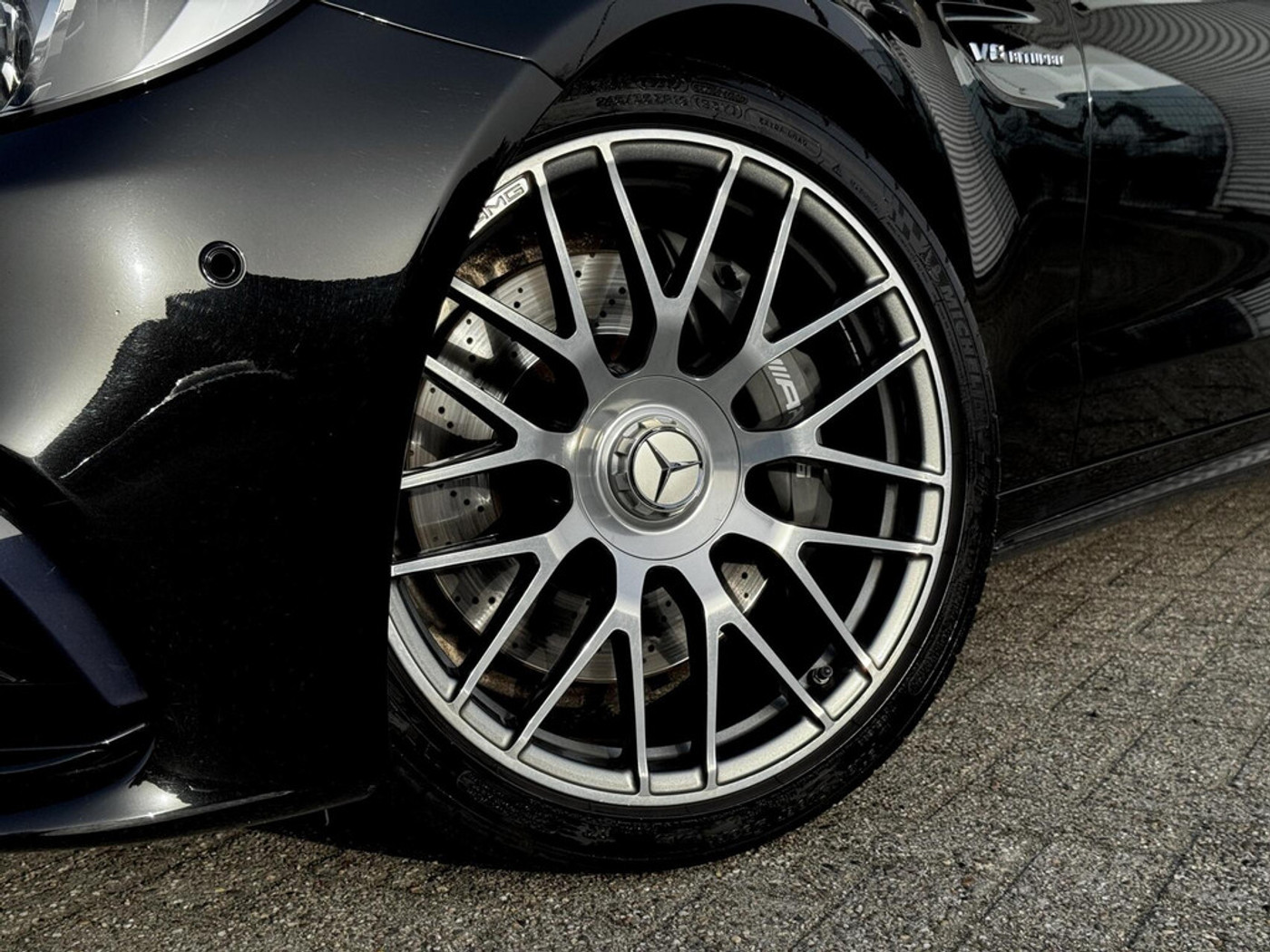 Foto van Mercedes-Benz AMG C 63