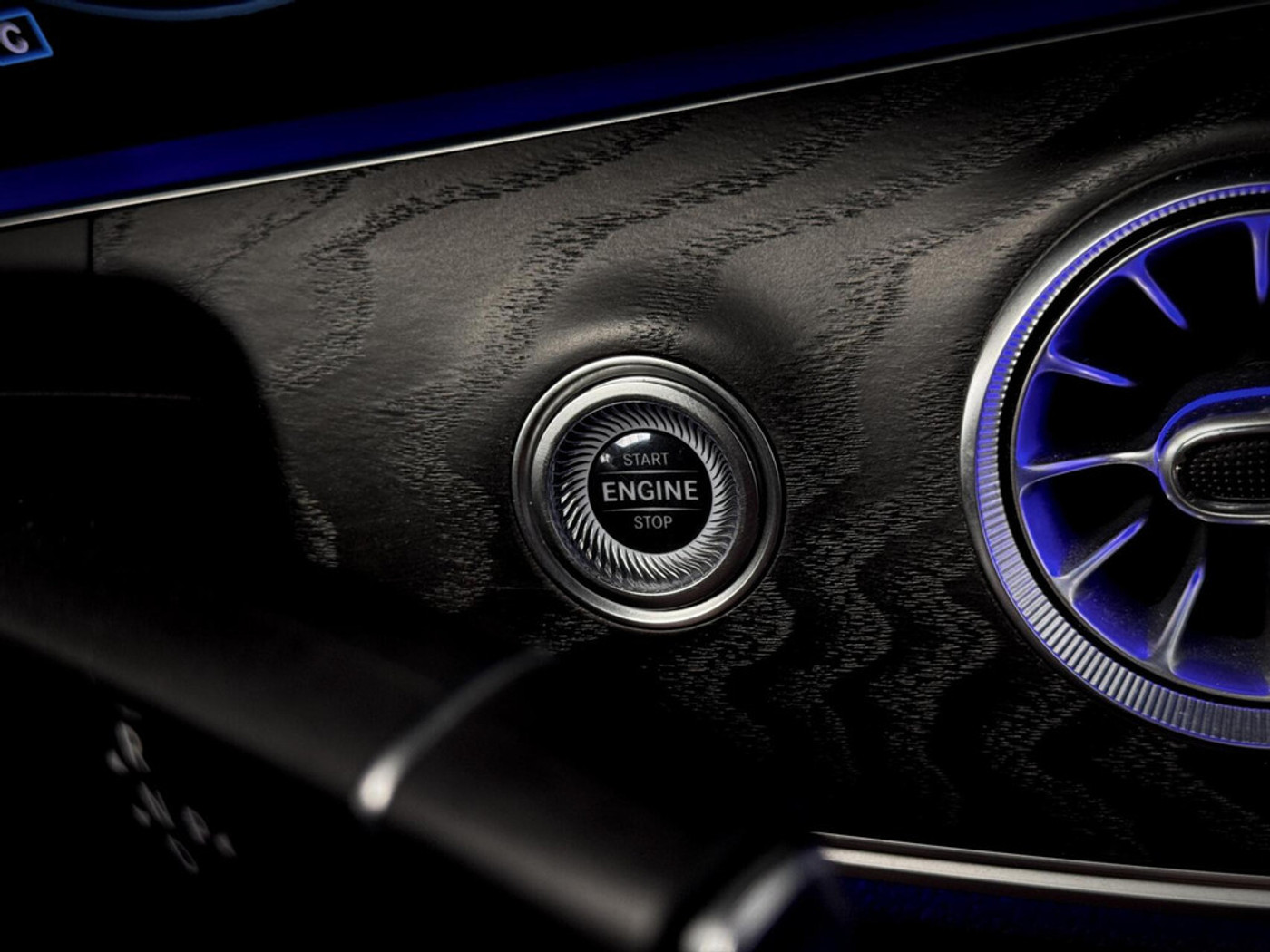Foto van Mercedes-Benz E 200
