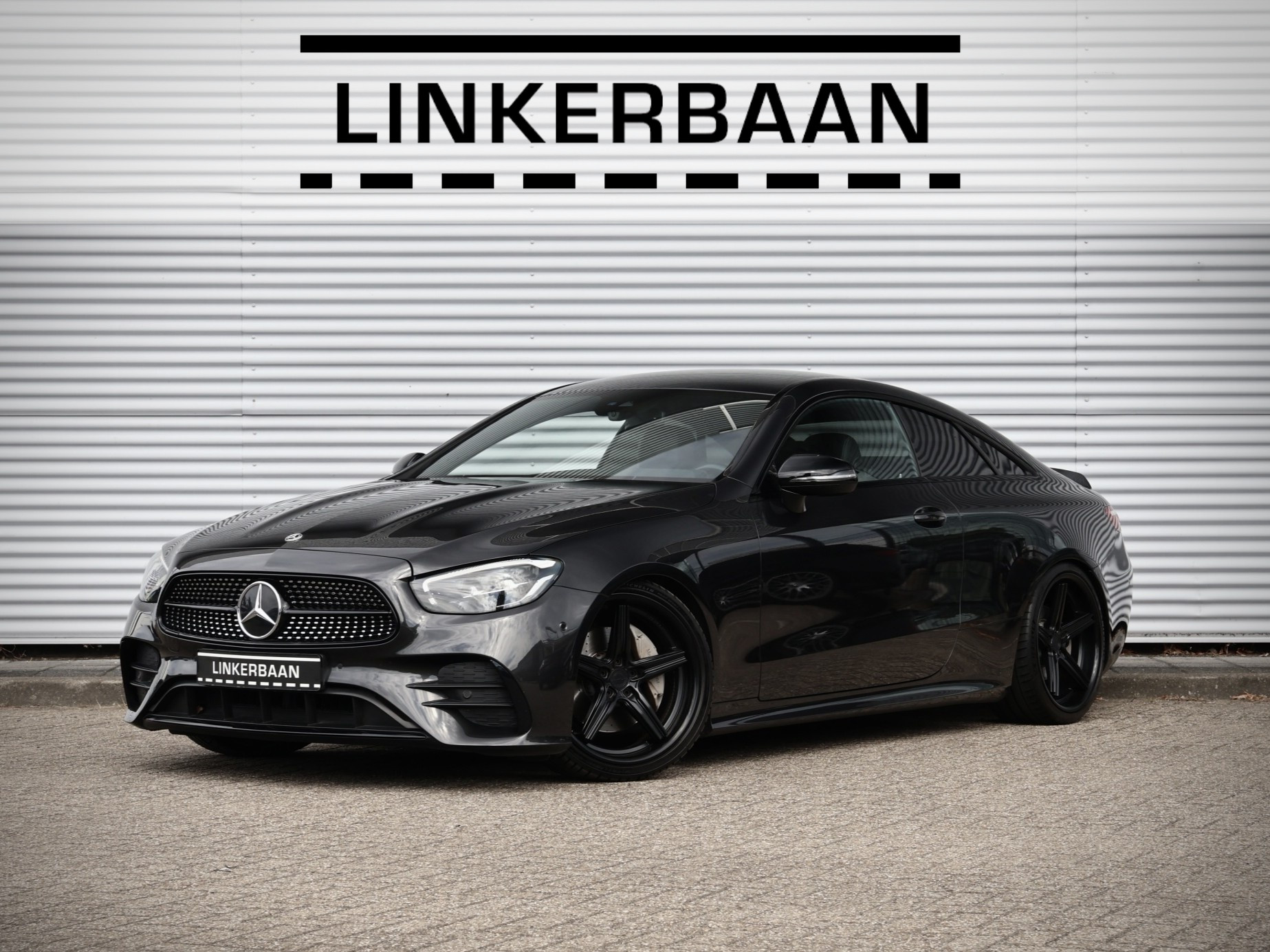 Foto van Mercedes-Benz E 200