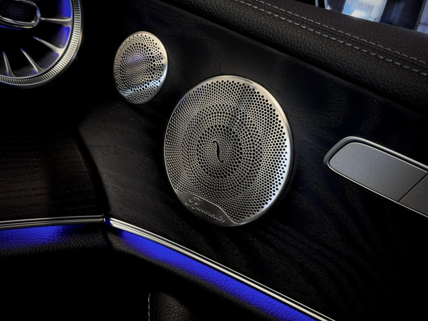 Foto van Mercedes-Benz E 200