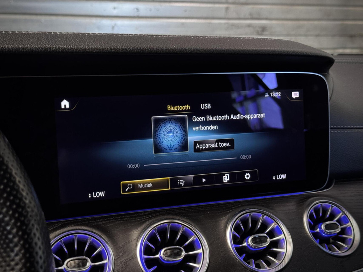Foto van Mercedes-Benz E 200