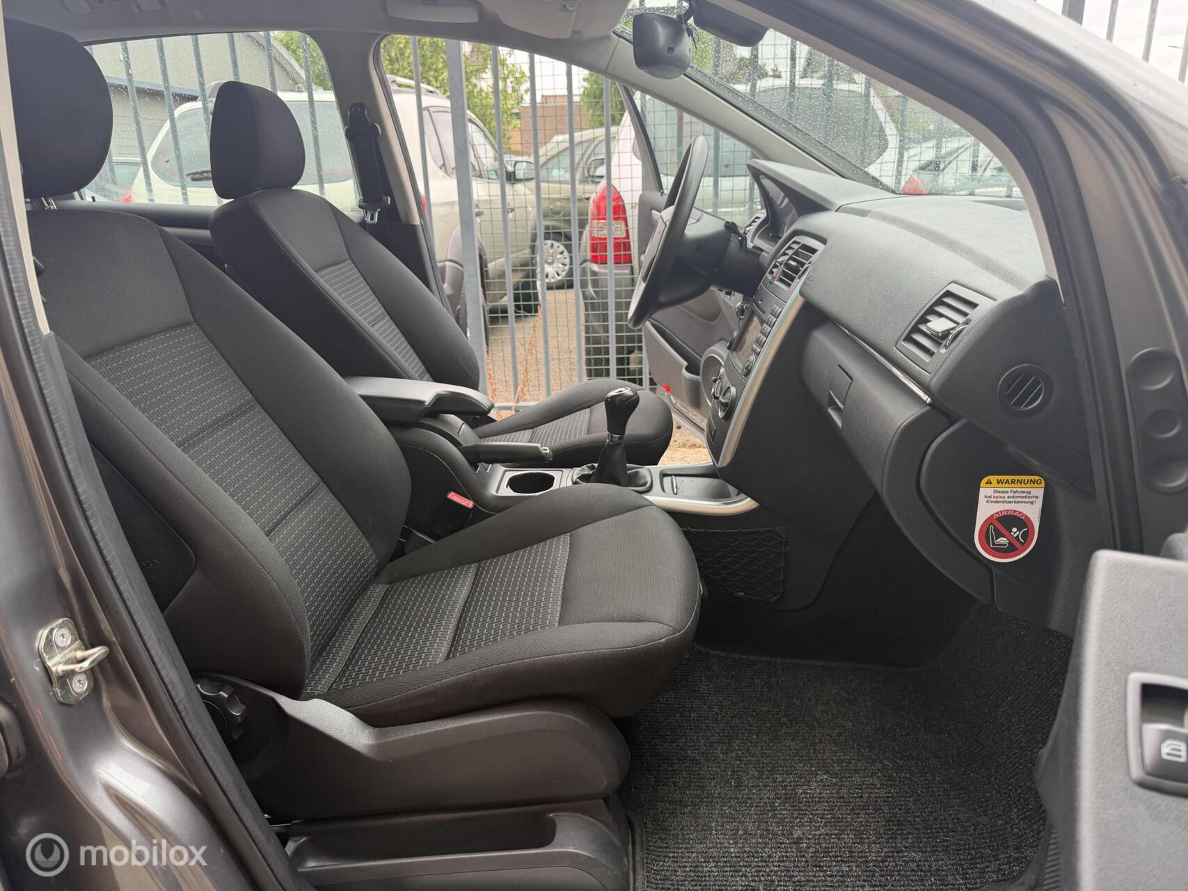 Foto van Mercedes-Benz B 170