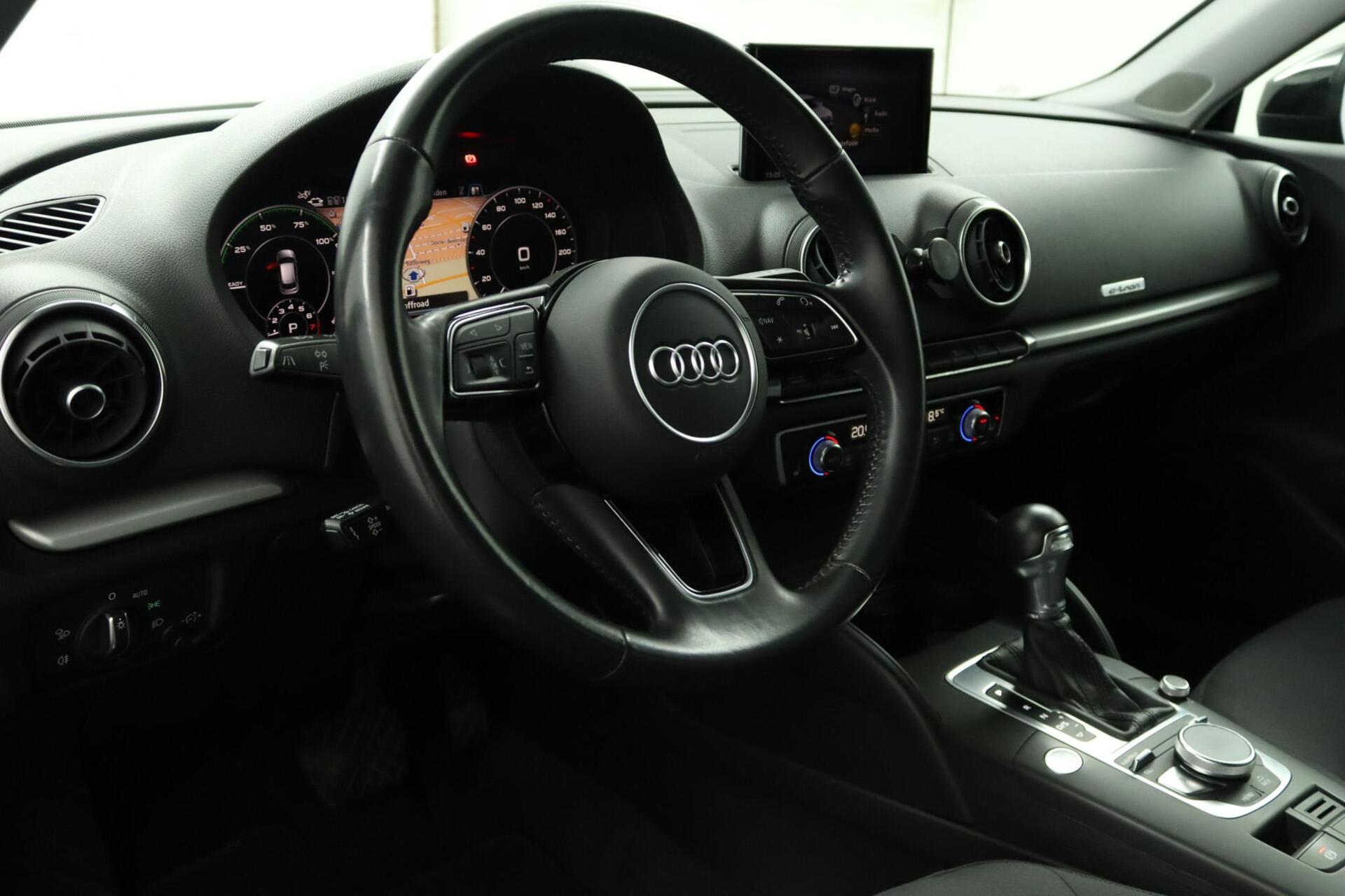 Foto van Audi A3 Sportback E-tron