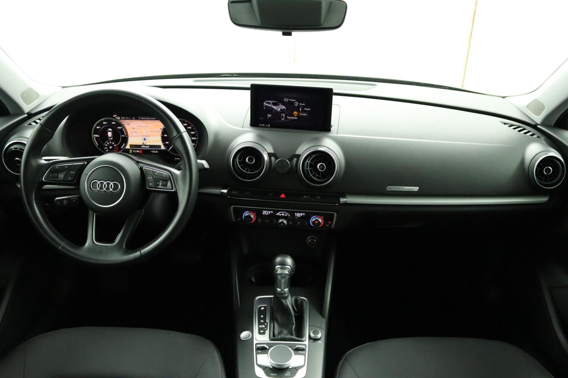 Foto van Audi A3 Sportback E-tron