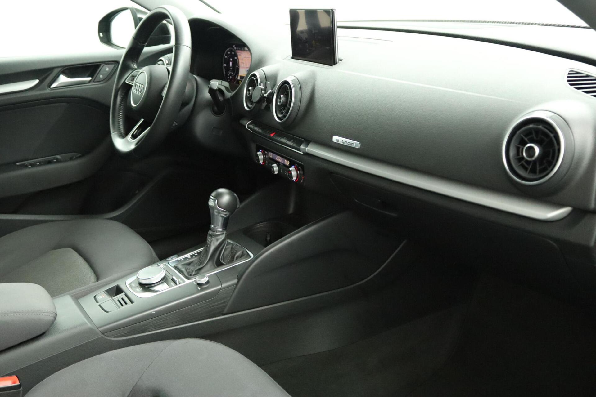 Foto van Audi A3 Sportback E-tron