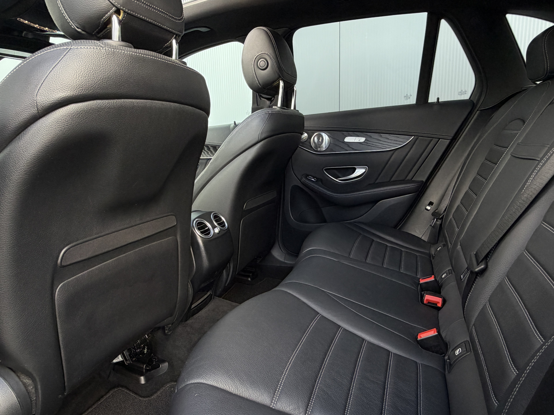 Foto van Mercedes-Benz GLC 350 E 4Matic