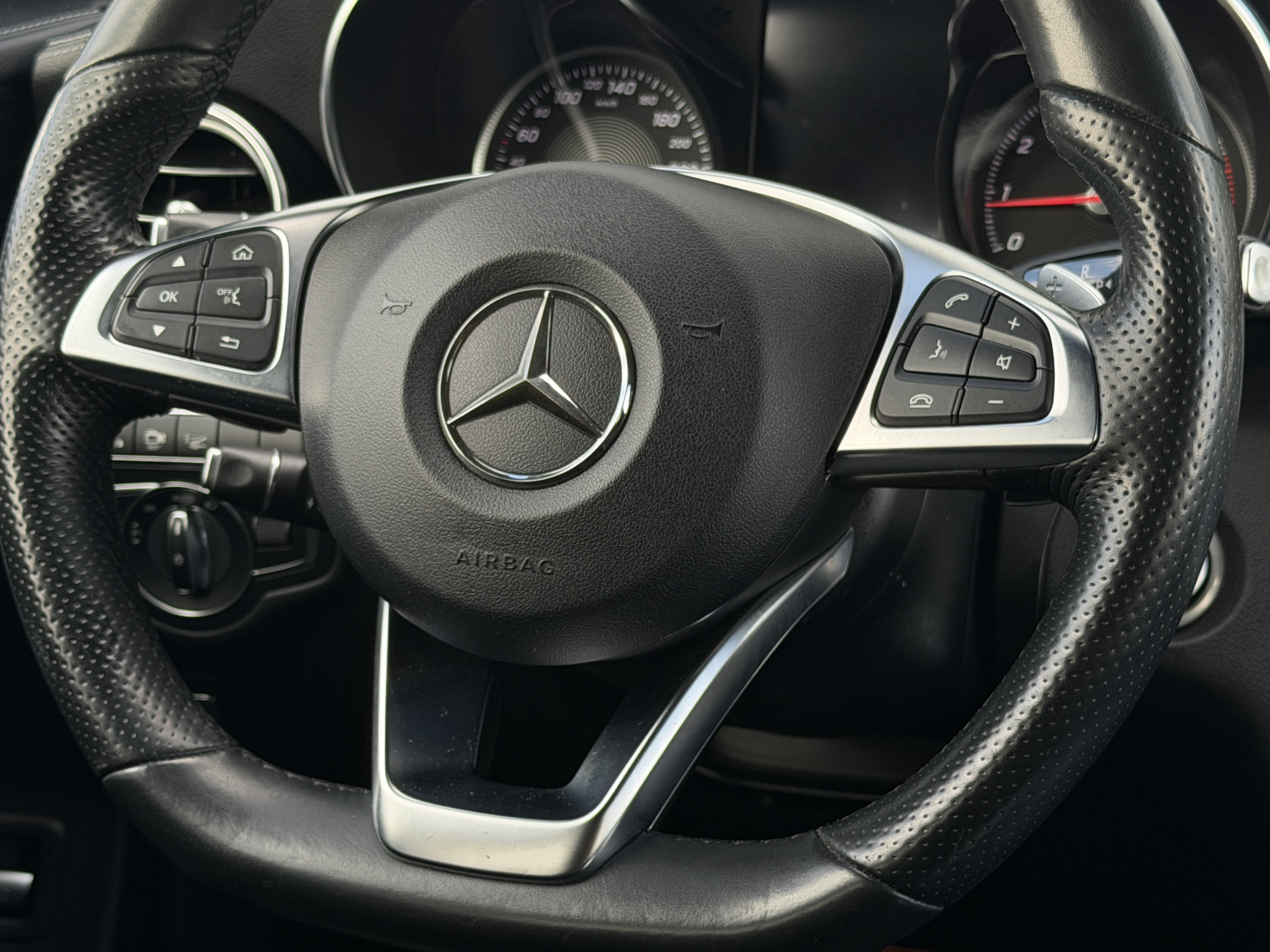 Foto van Mercedes-Benz GLC 350 E 4Matic