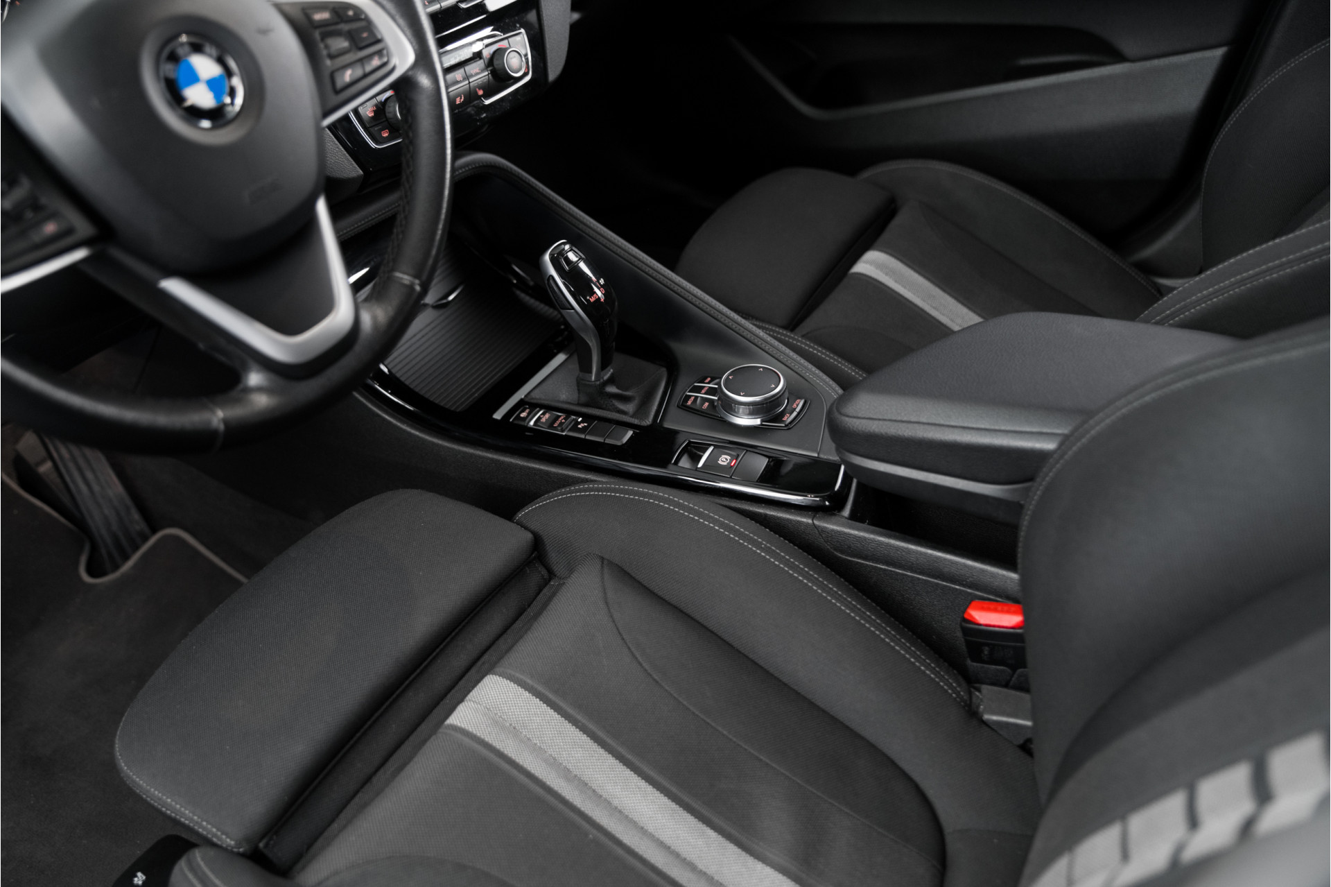 Foto van BMW X2 Sdrive20i