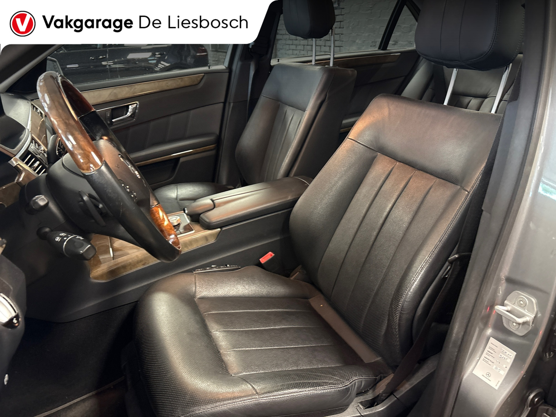 Foto van Mercedes-Benz E 350 Cgi